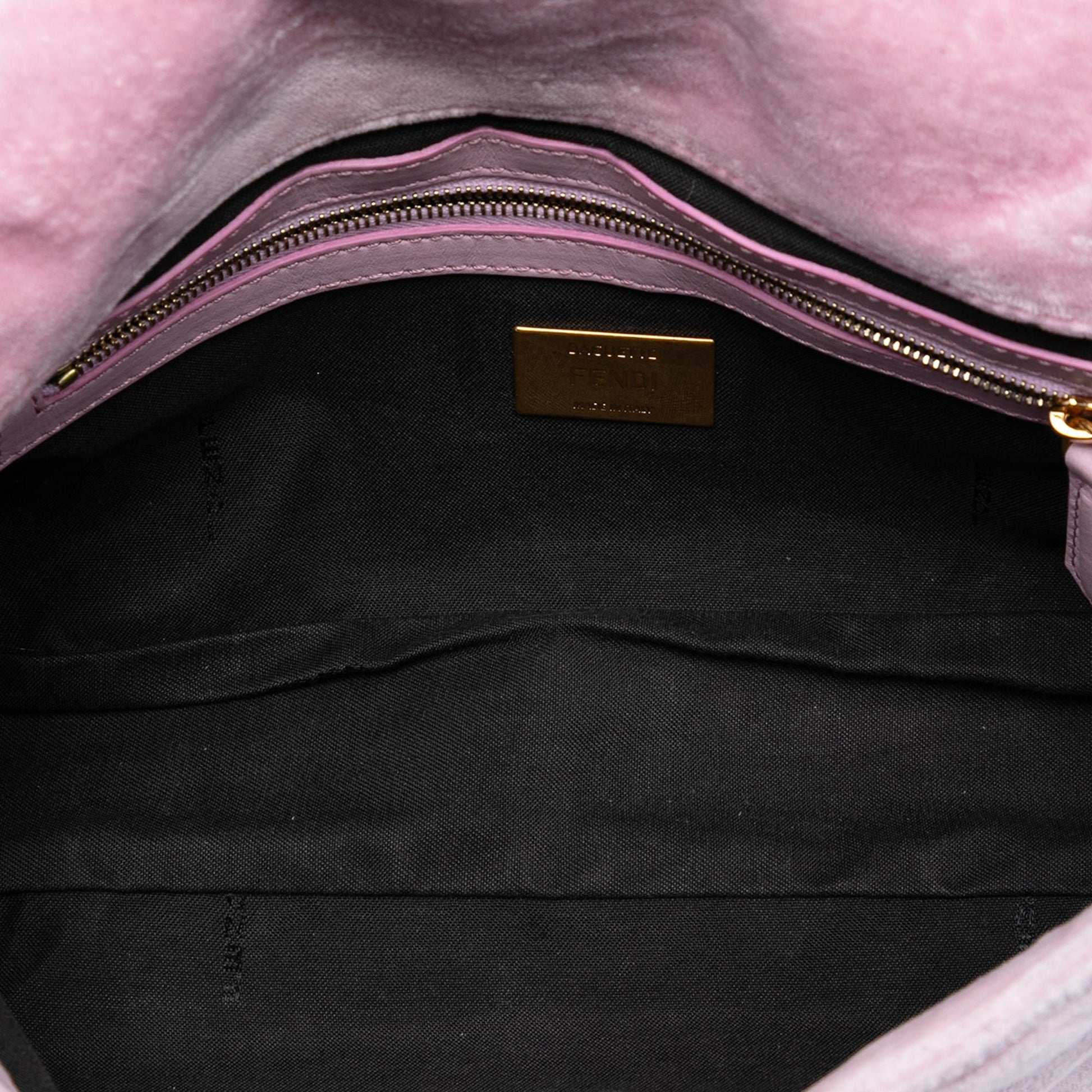 Fendi Baguette Shoulder Bag - Ewore Bags