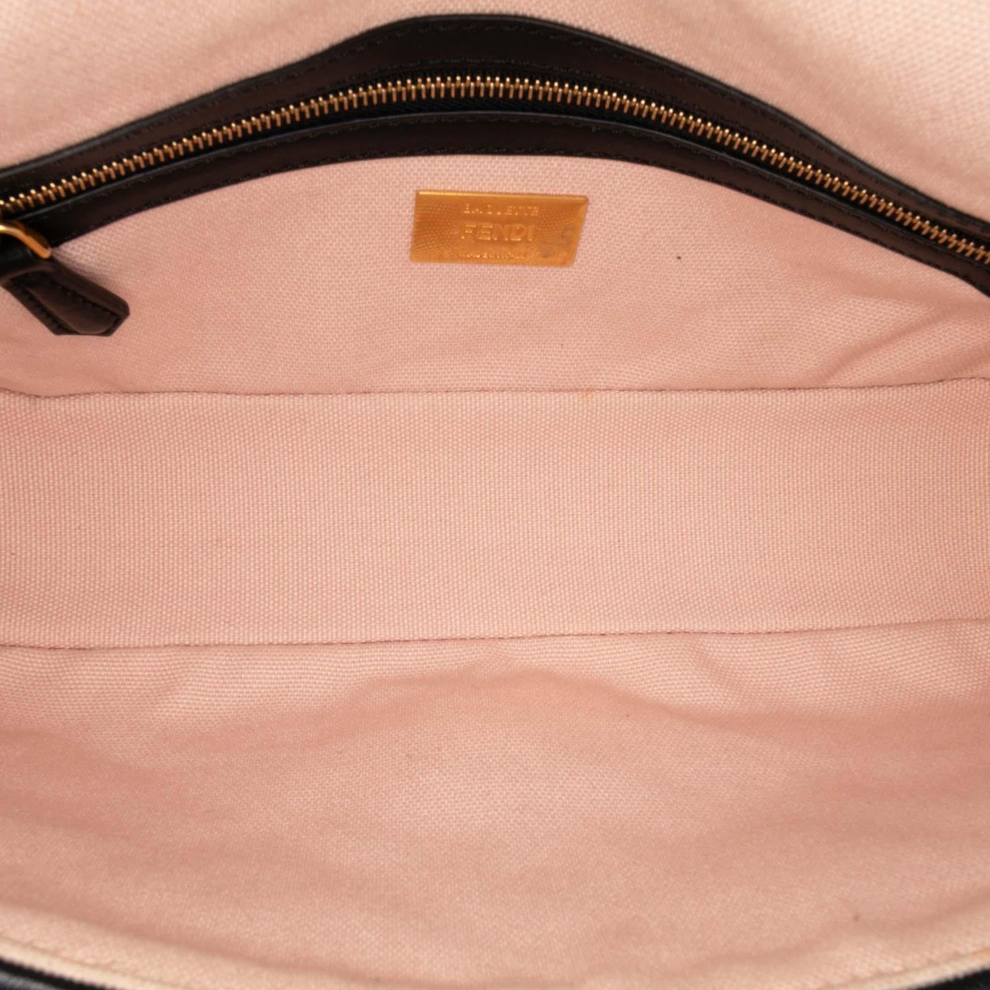 Fendi Baguette Shoulder Bag - Ewore Bags