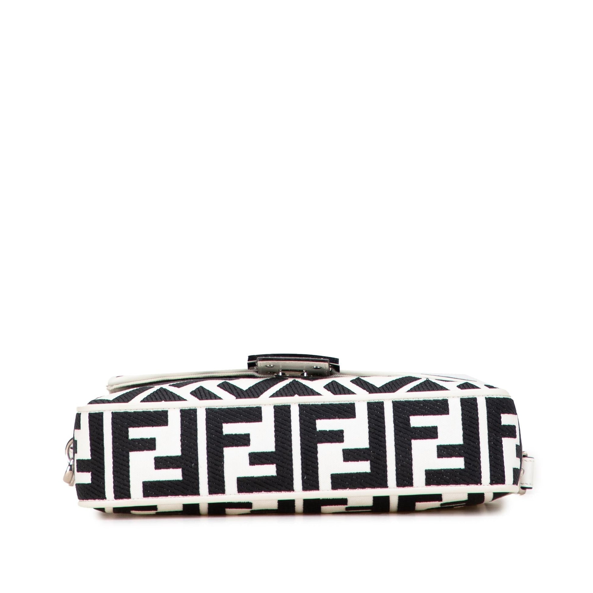 Fendi Baguette Shoulder Bag - Ewore Bags