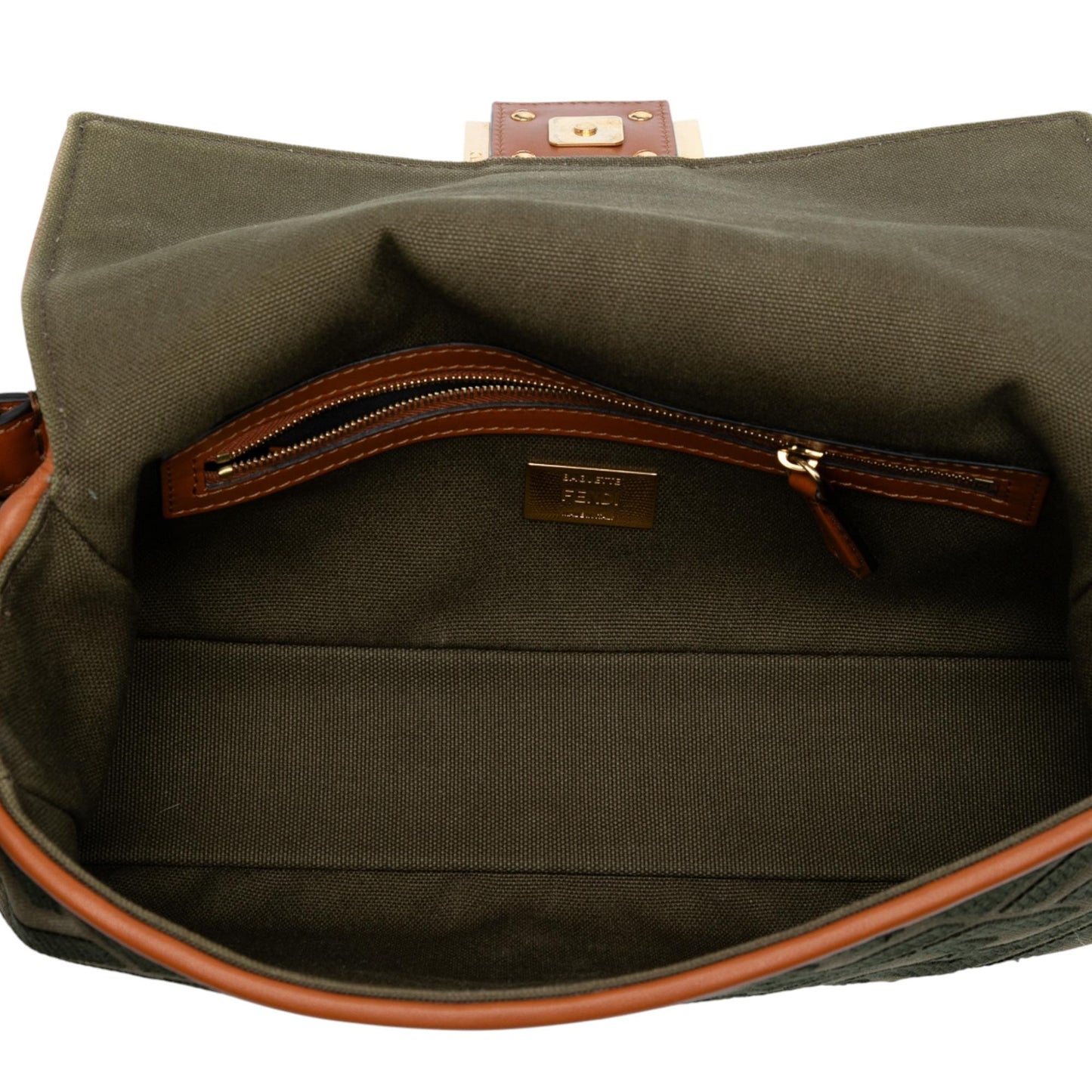 Fendi Baguette Shoulder Bag - Ewore Bags