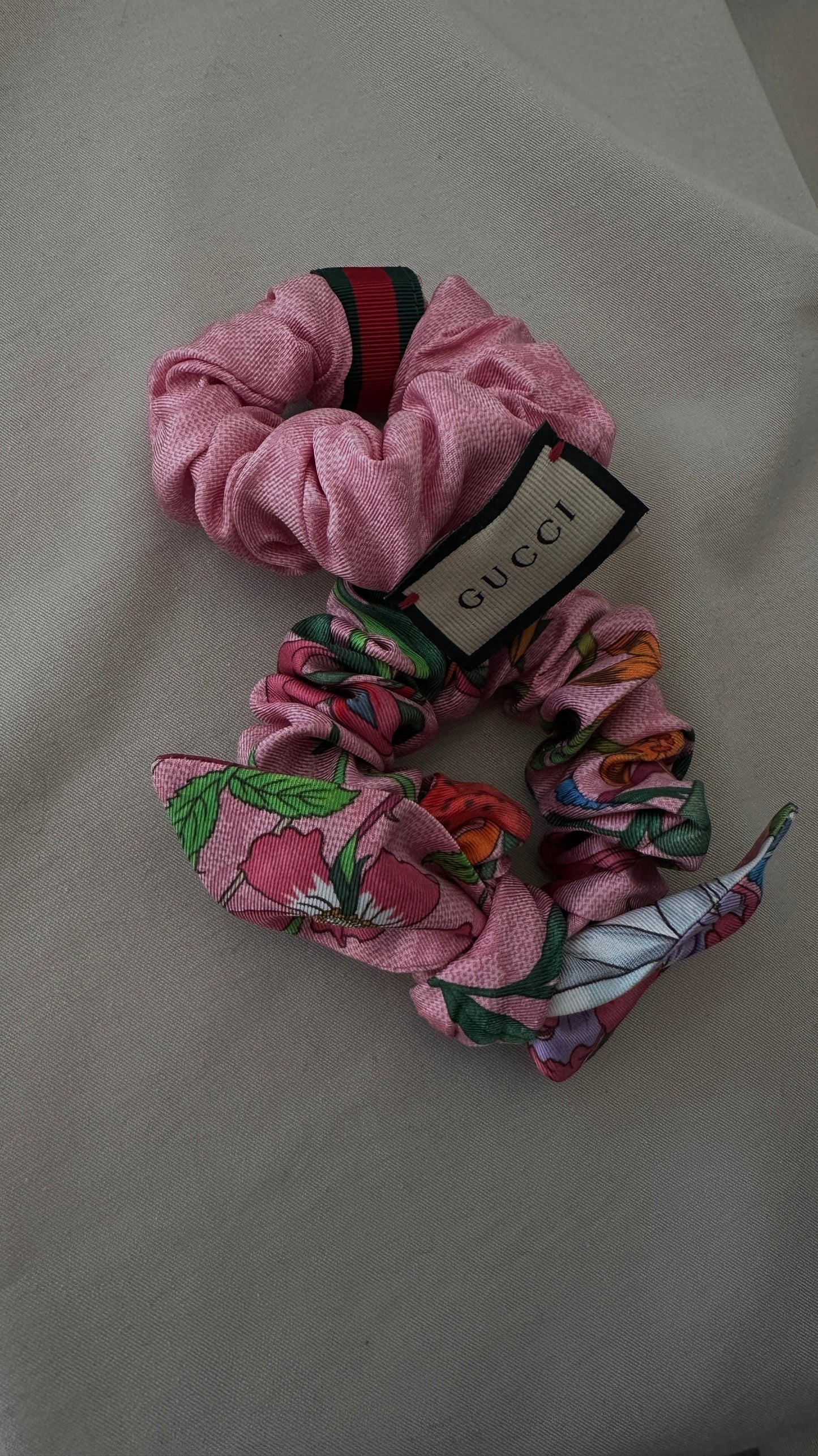 GUCCI Floral Scrunchie Two Piece Pink