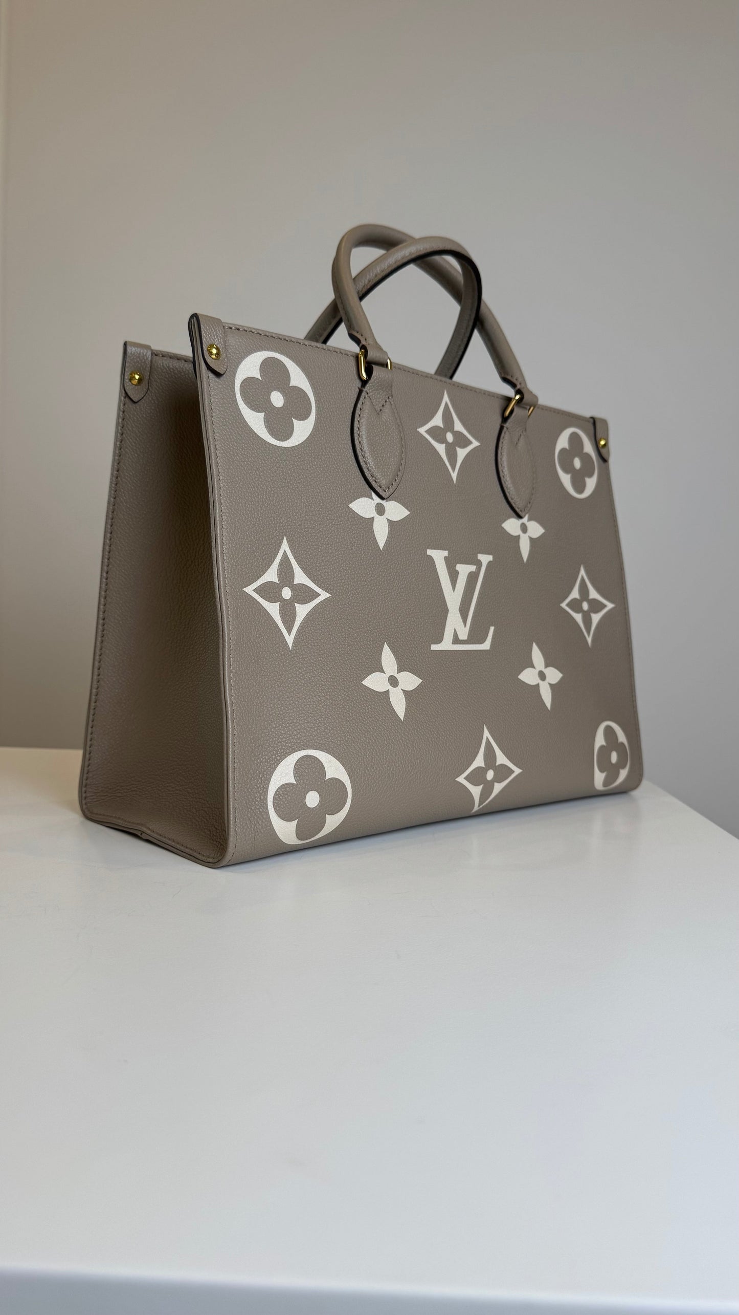 LV elephant grey monogram Tote bag