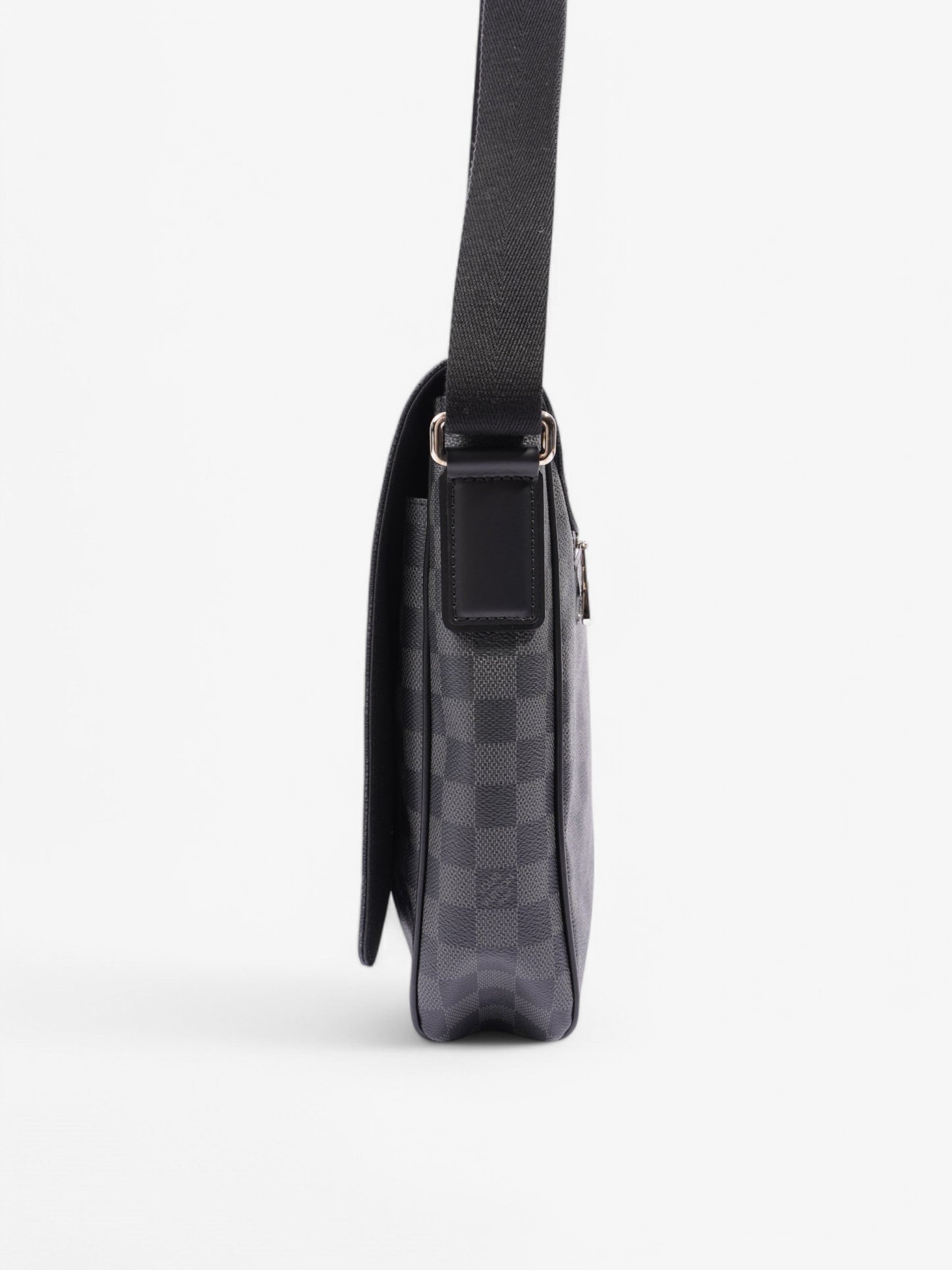 Louis Vuitton District Messenger Damier Graphite Coated Canvas