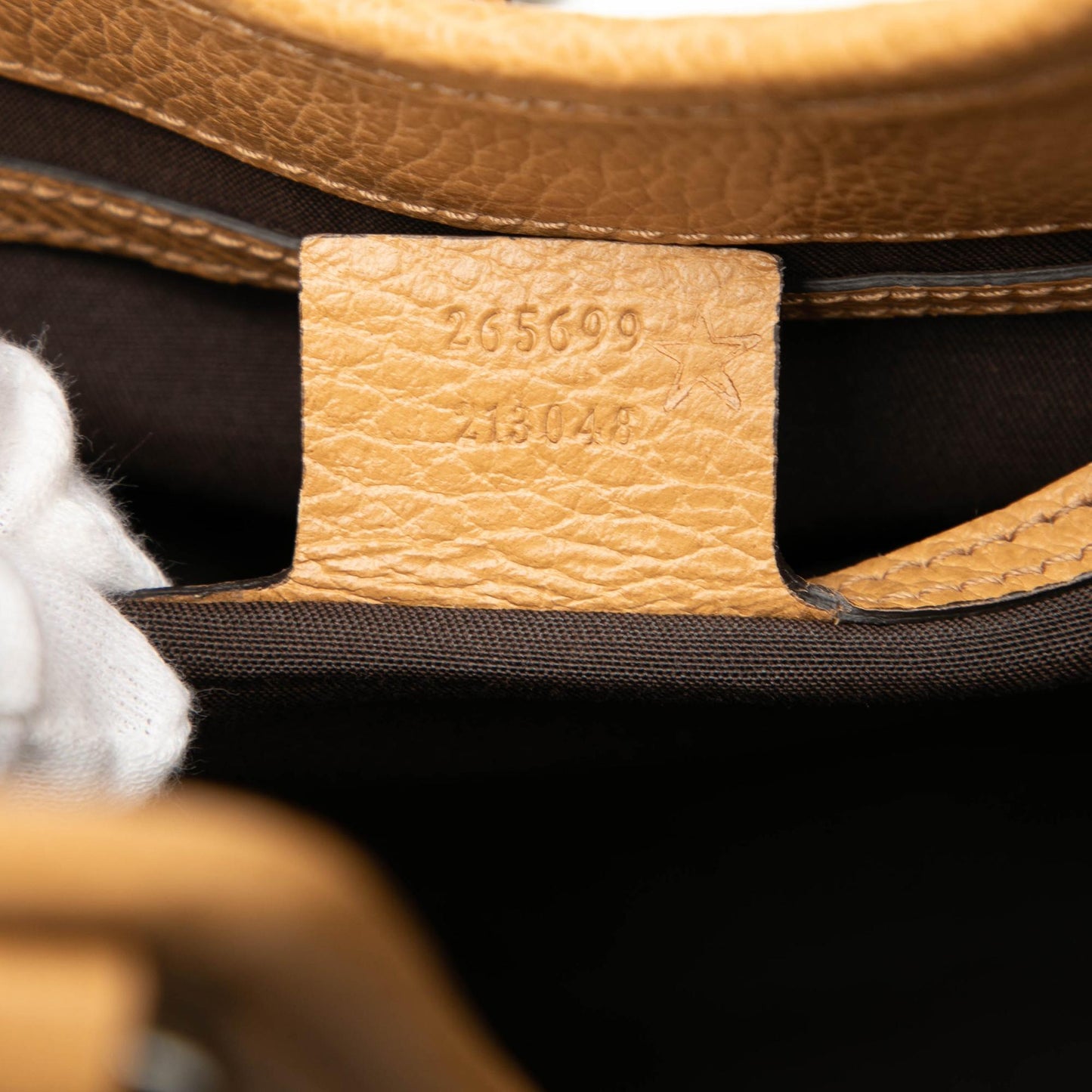 Gucci Calfskin Jackie Bardot Shoulder bag