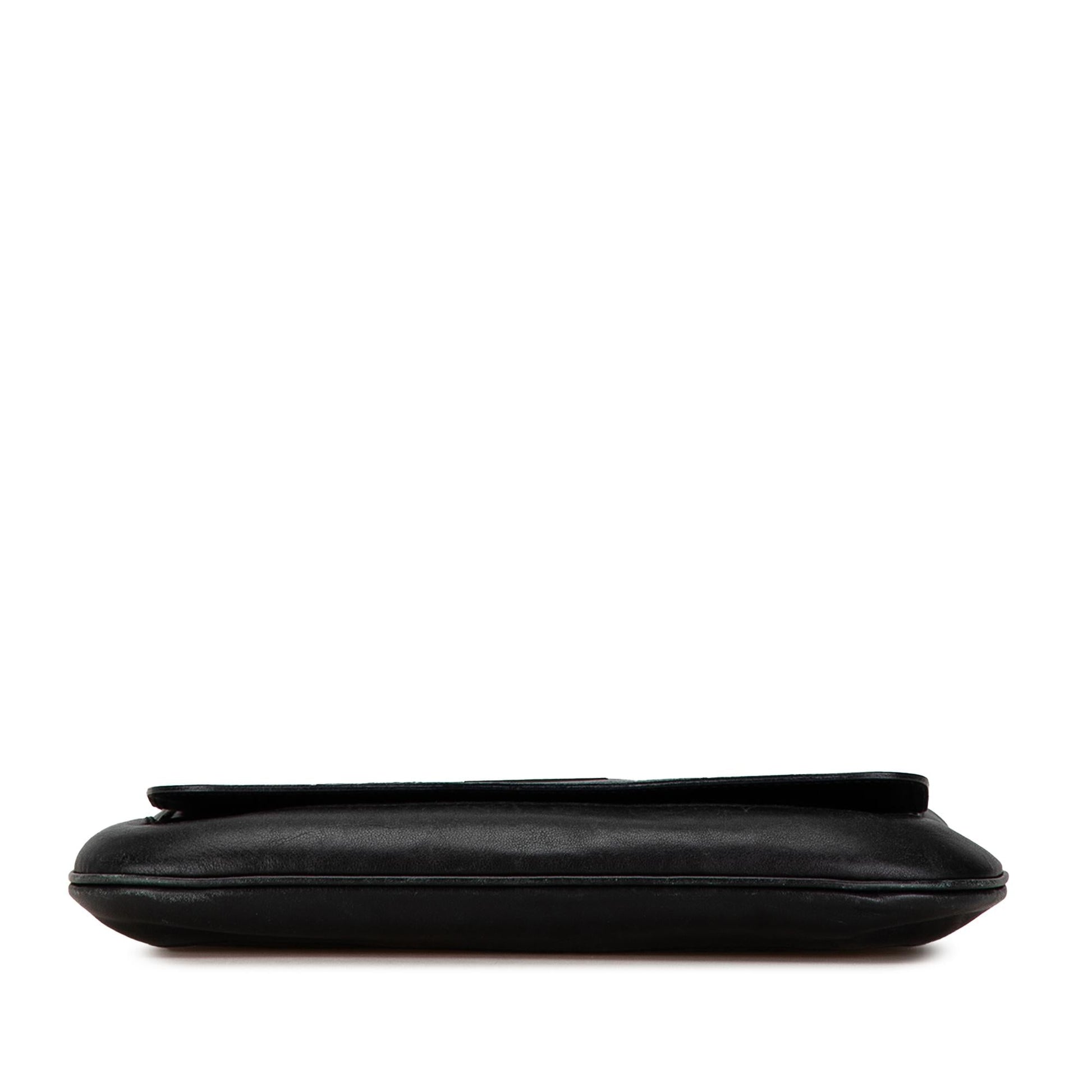 Gucci Chain Leather Shoulder Bag
