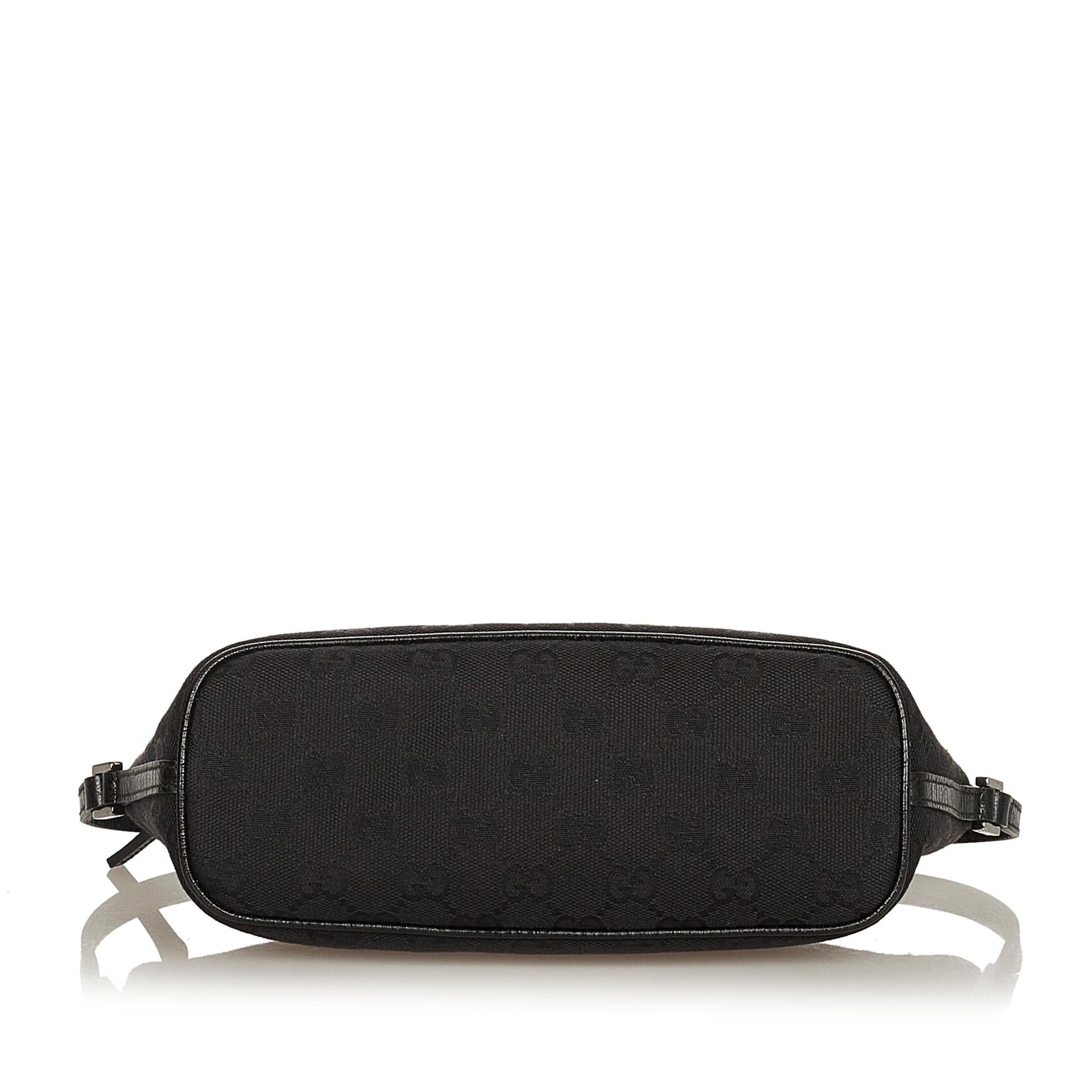 Gucci GG Canvas Boat Baguette (SHG-36577)