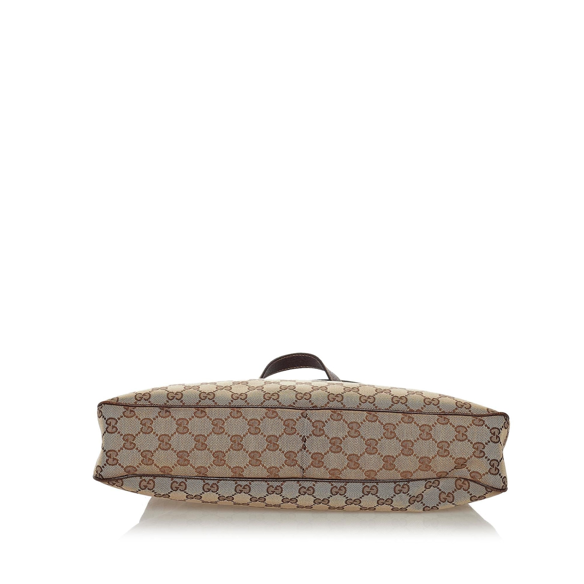 Gucci GG Canvas Eclipse Shoulder Bag (SHG-33703)