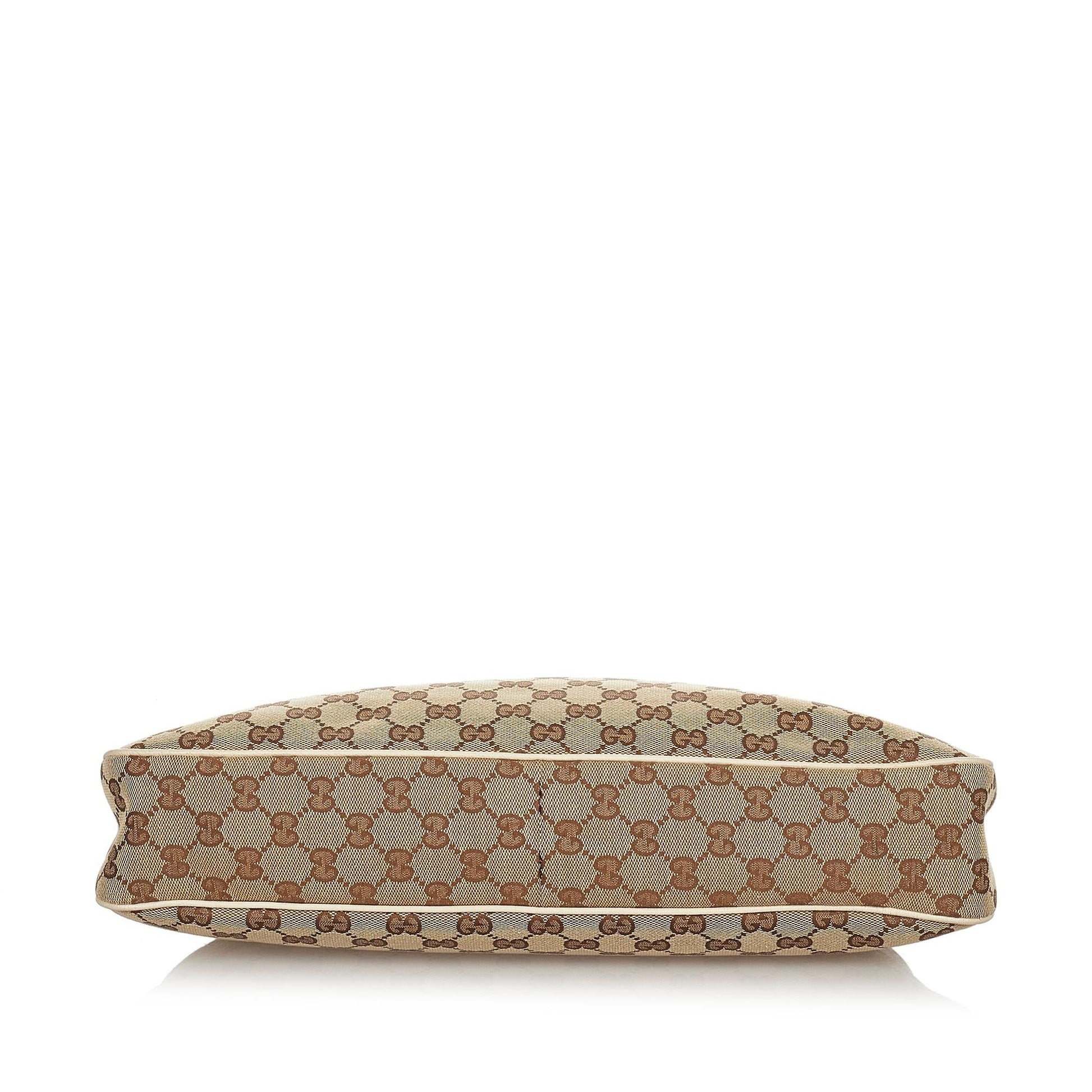 Gucci GG Canvas Eclipse Shoulder Bag (SHG-34061)