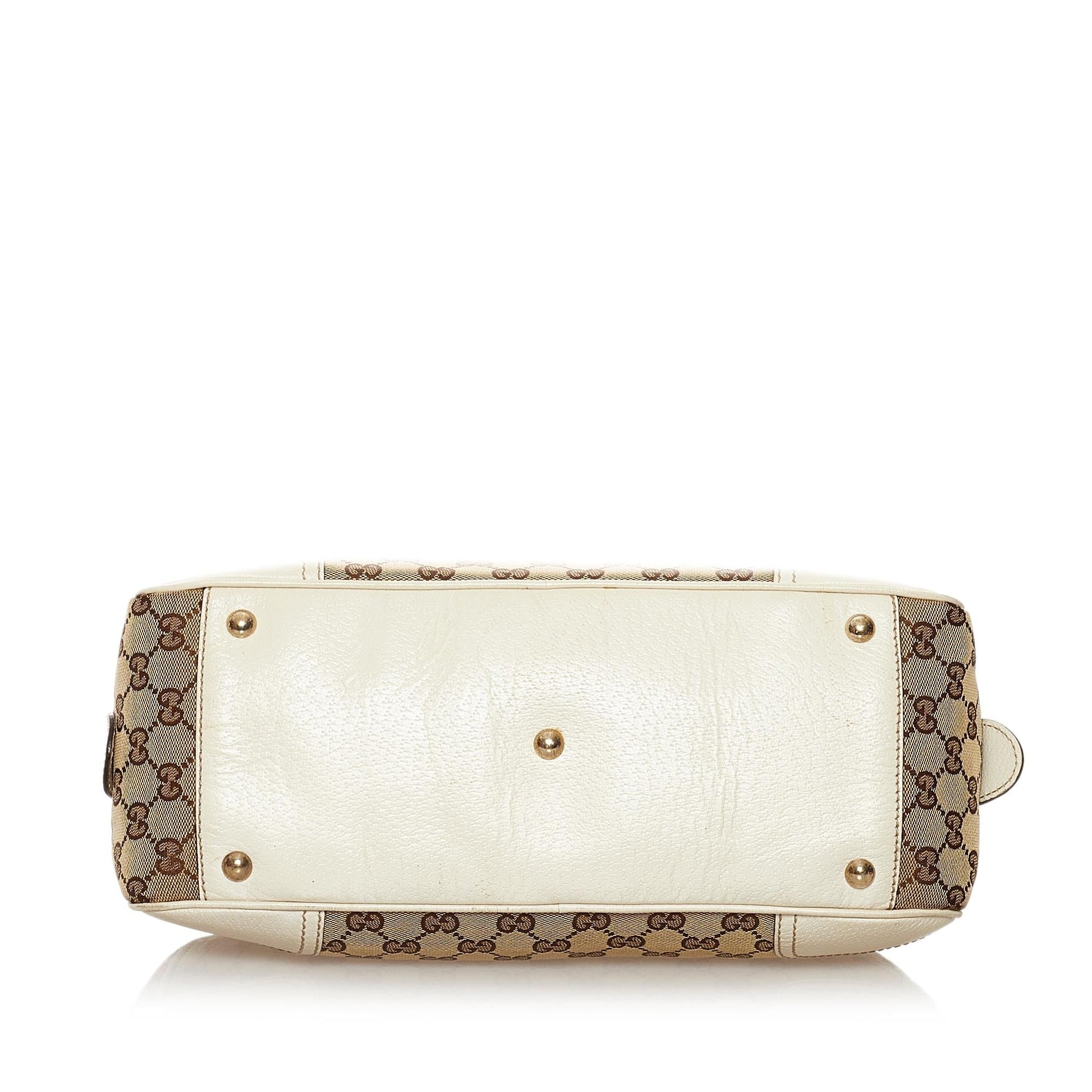 Gucci GG Canvas Princy Shoulder Bag (SHG-34758)