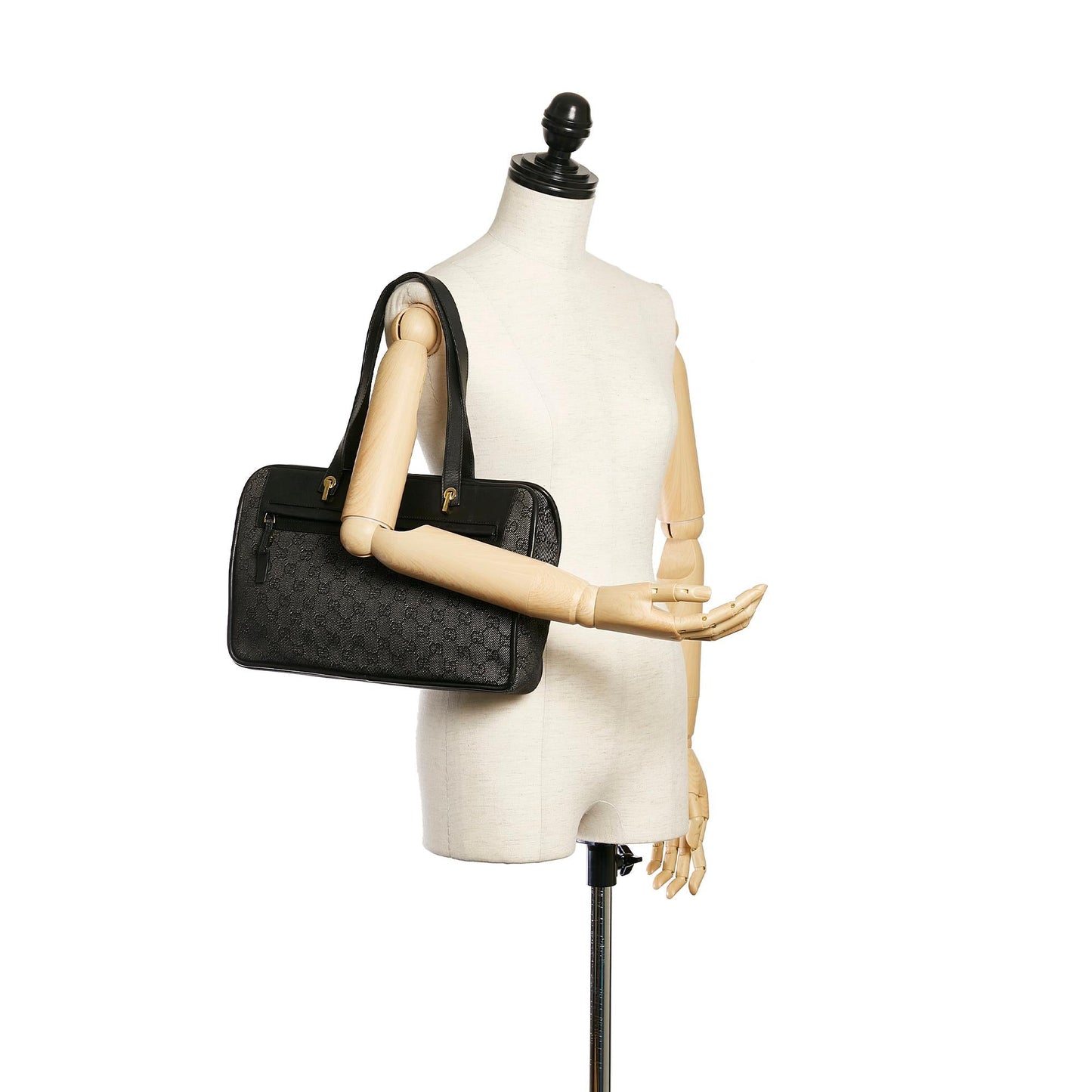 Gucci GG Canvas Shoulder Bag (SHG-29172)