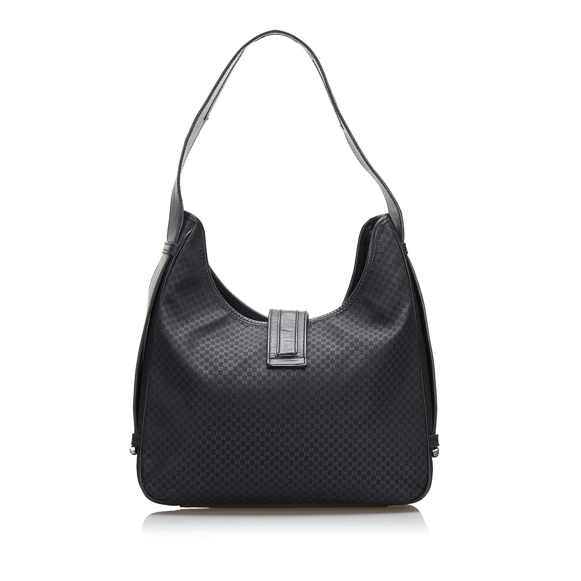 Gucci GG Canvas Shoulder Bag (SHG-ibi7U4)