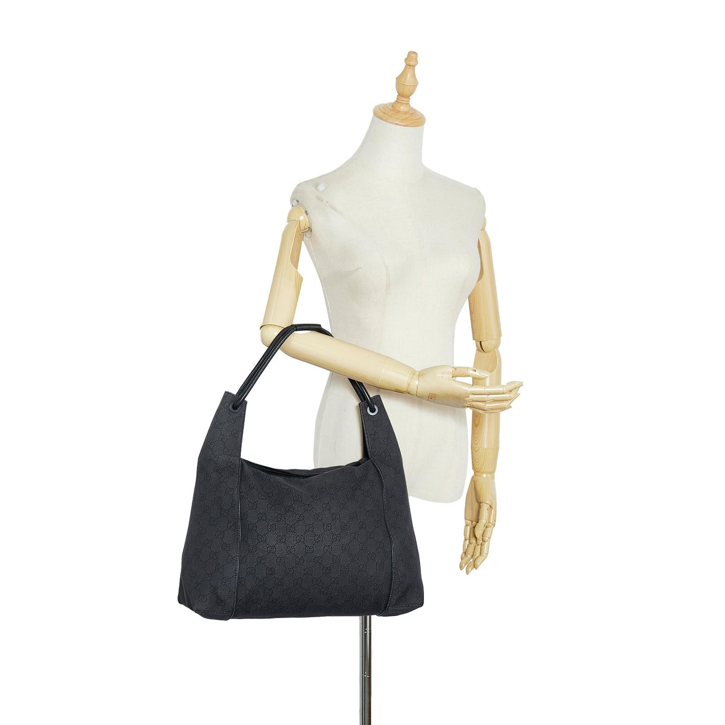 Gucci GG Canvas Shoulder Bag (SHG-fi1l57)