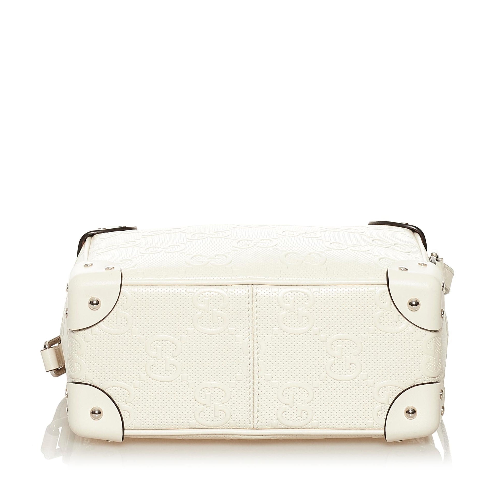 Gucci GG Embossed Perforated Square Bag (SHG-35081)