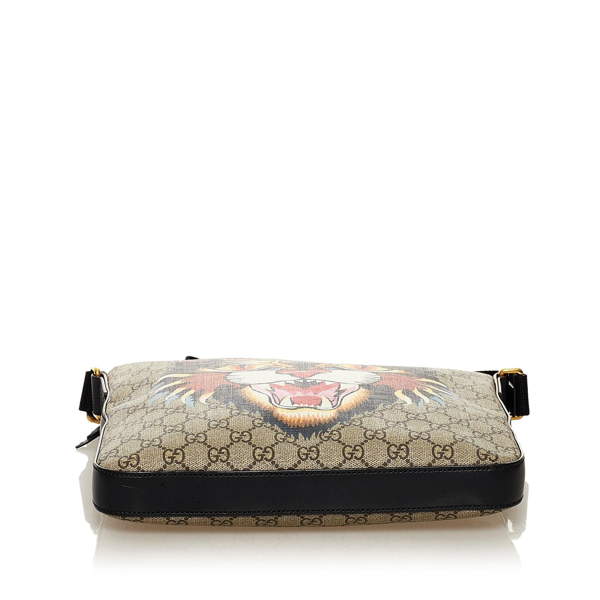 Gucci GG Supreme Angry Cat Crossbody Bag (SHG-34262)
