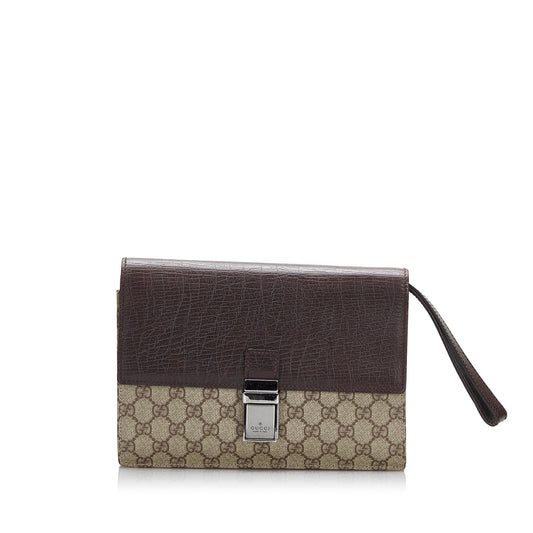 Gucci GG Supreme Clutch Bag (SHG-ZFvOax)