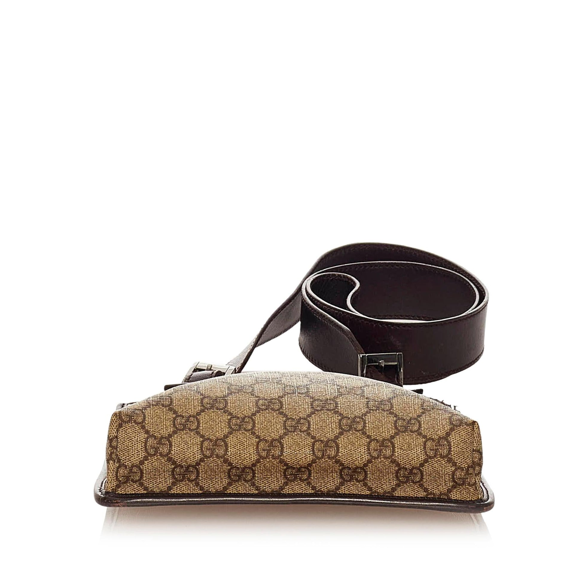 Gucci GG Supreme Canvas Crossbody Style 2