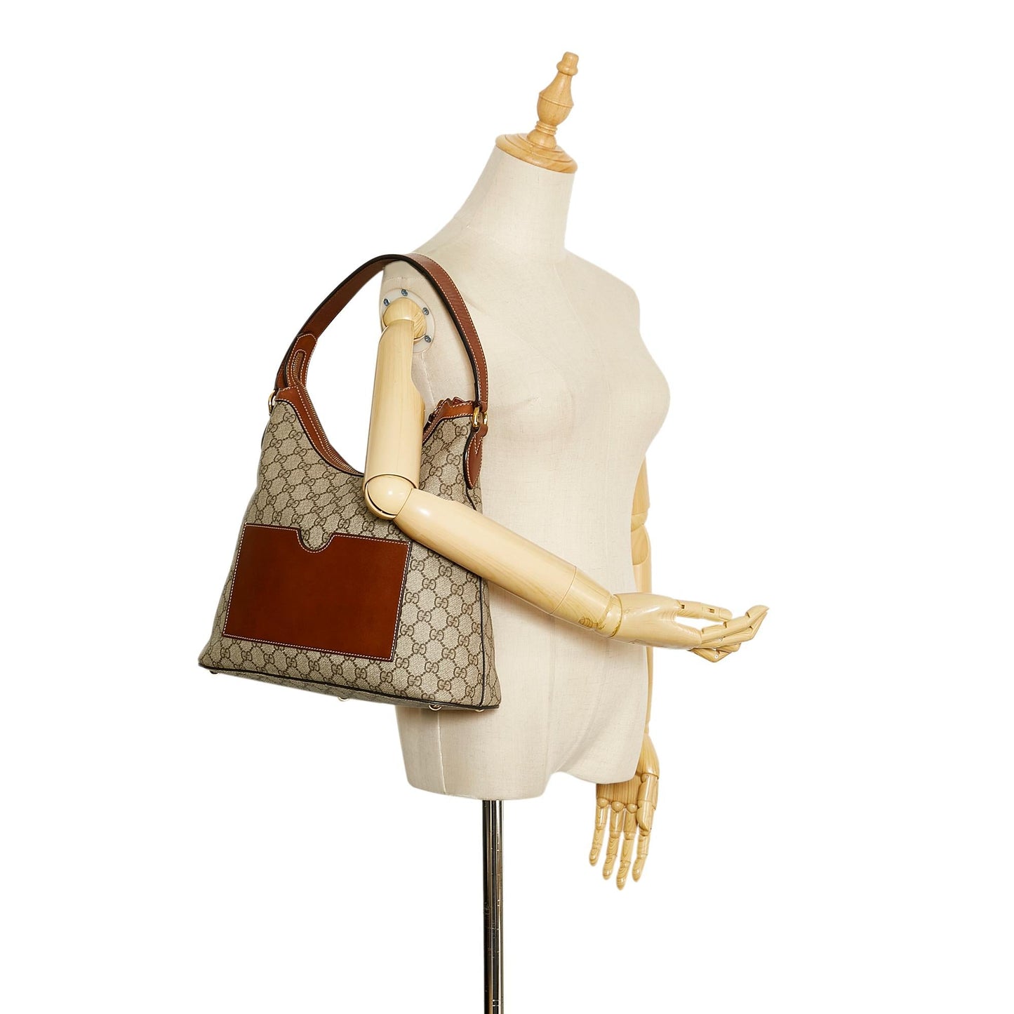 Gucci GG Supreme Linea A Shoulder Bag (SHG-mThBcA)
