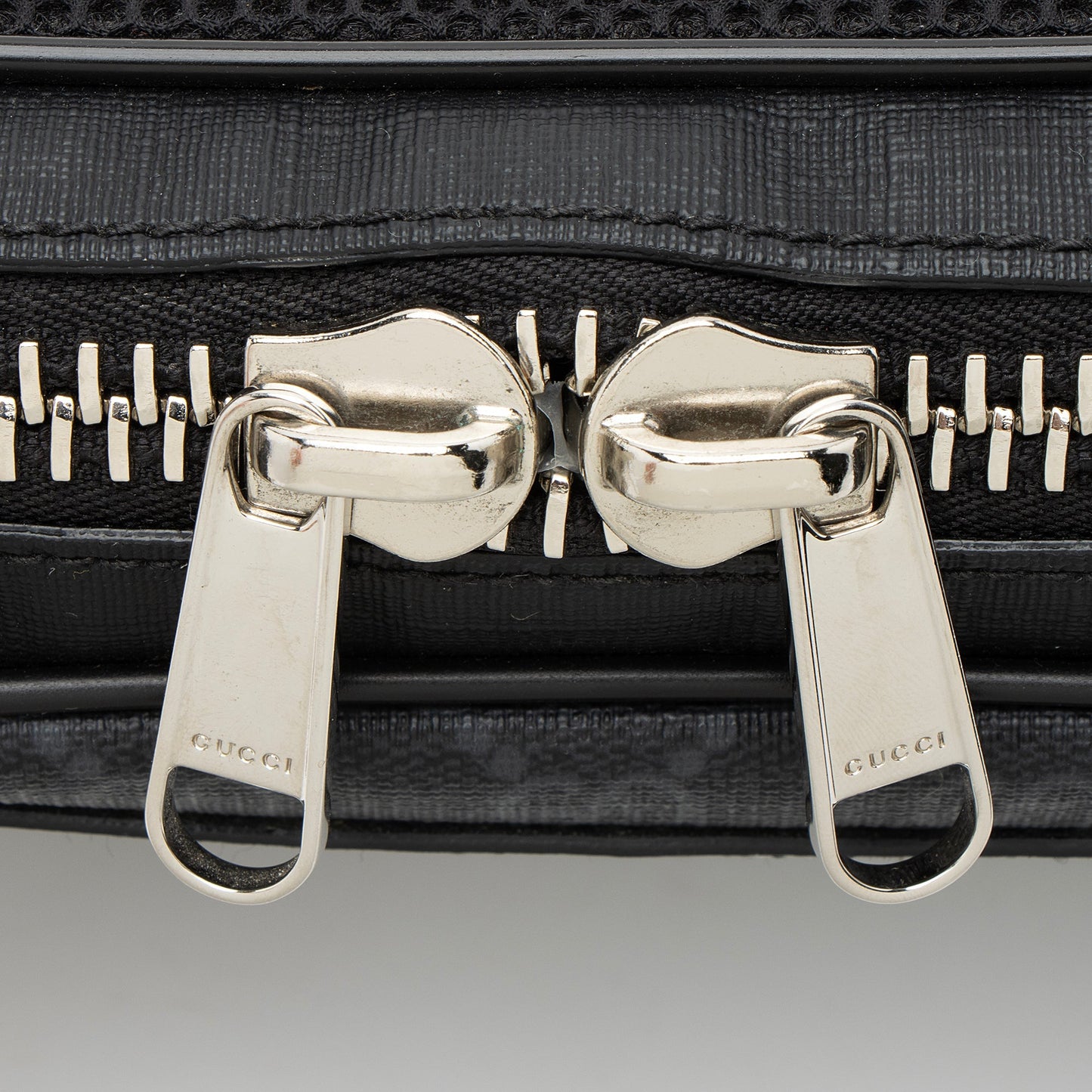 Gucci GG Supreme Web Zip Belt Bag