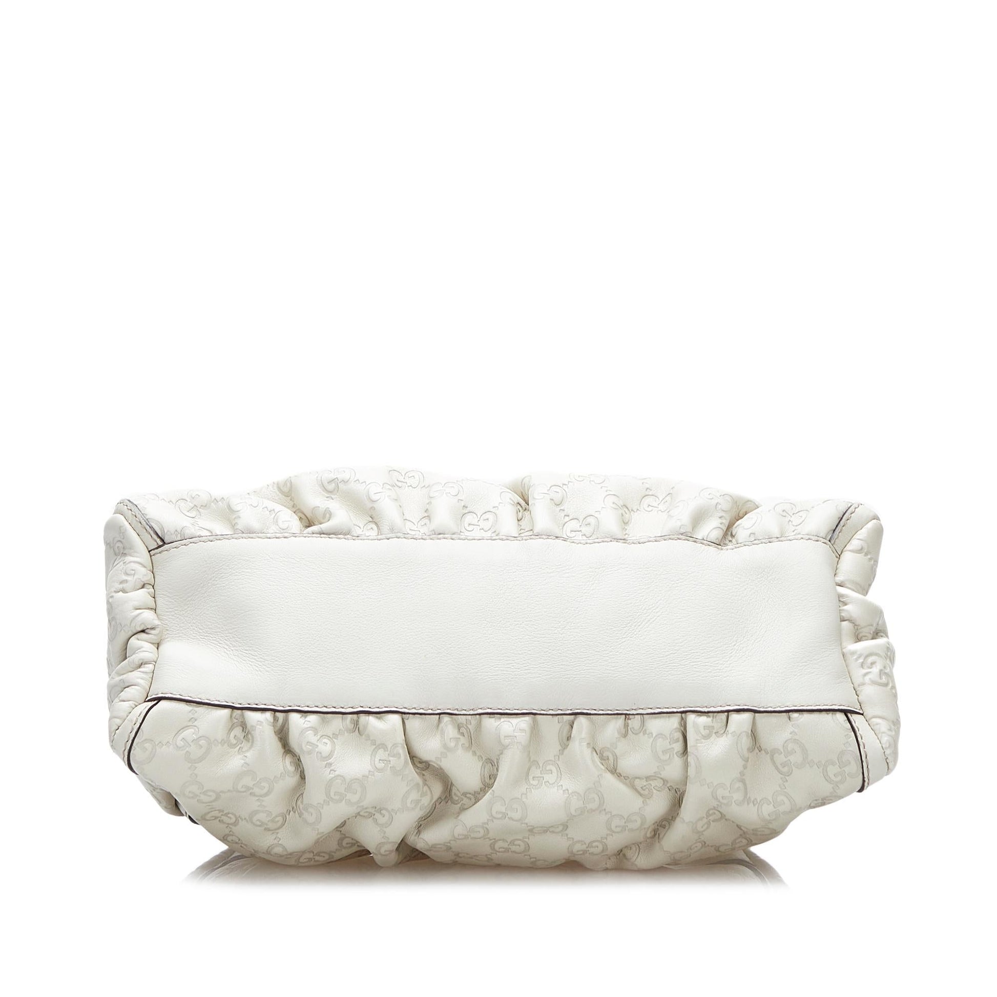 Gucci Guccissima Abbey D-Ring Shoulder Bag (SHG-37750)