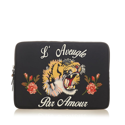 Gucci LAveugle Par Amour Nylon Clutch Bag (SHG-31918)