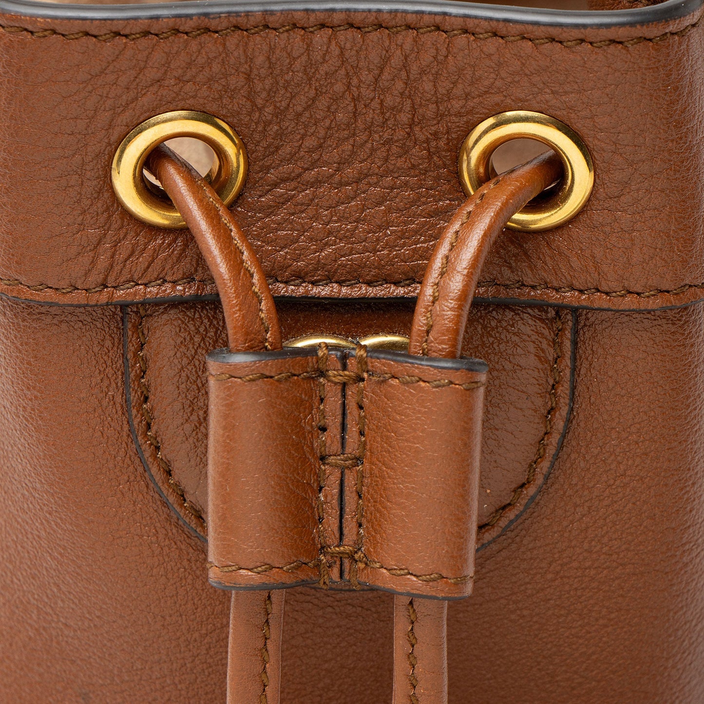 Gucci Leather Bamboo Diana Mini Bucket Bag