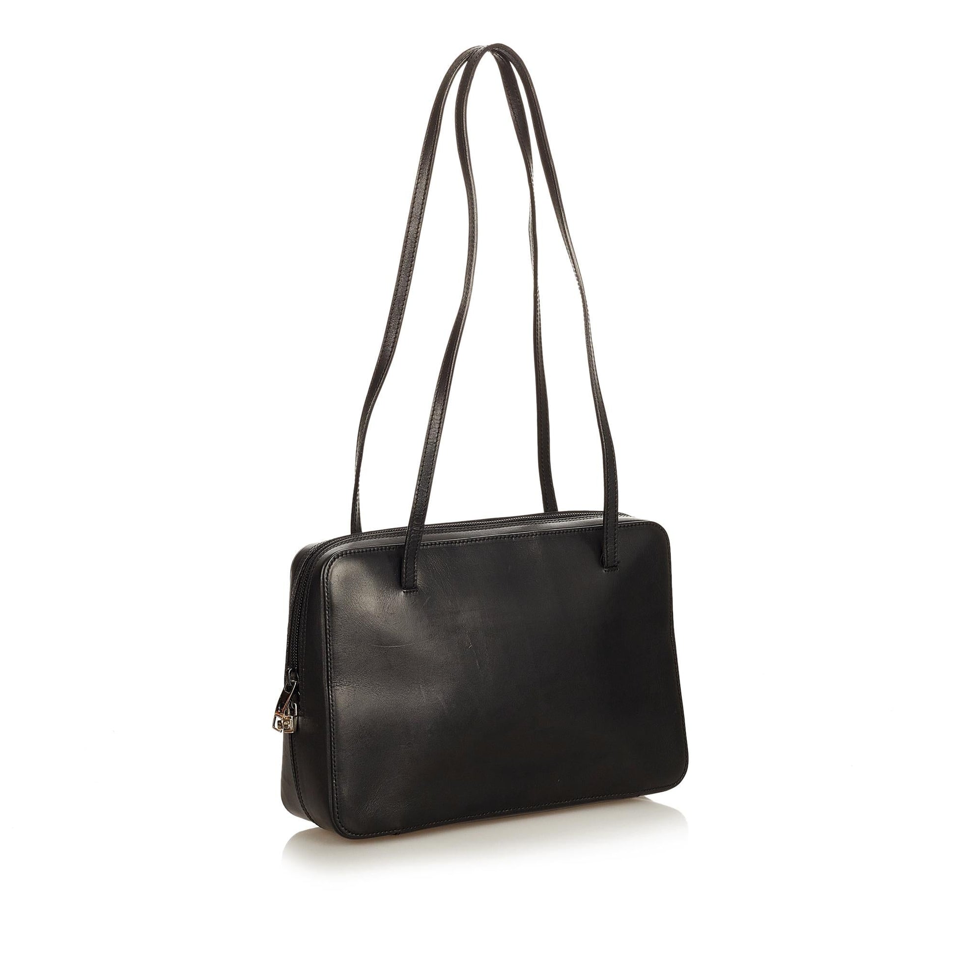 Gucci Leather Shoulder Bag (SHG-36160)