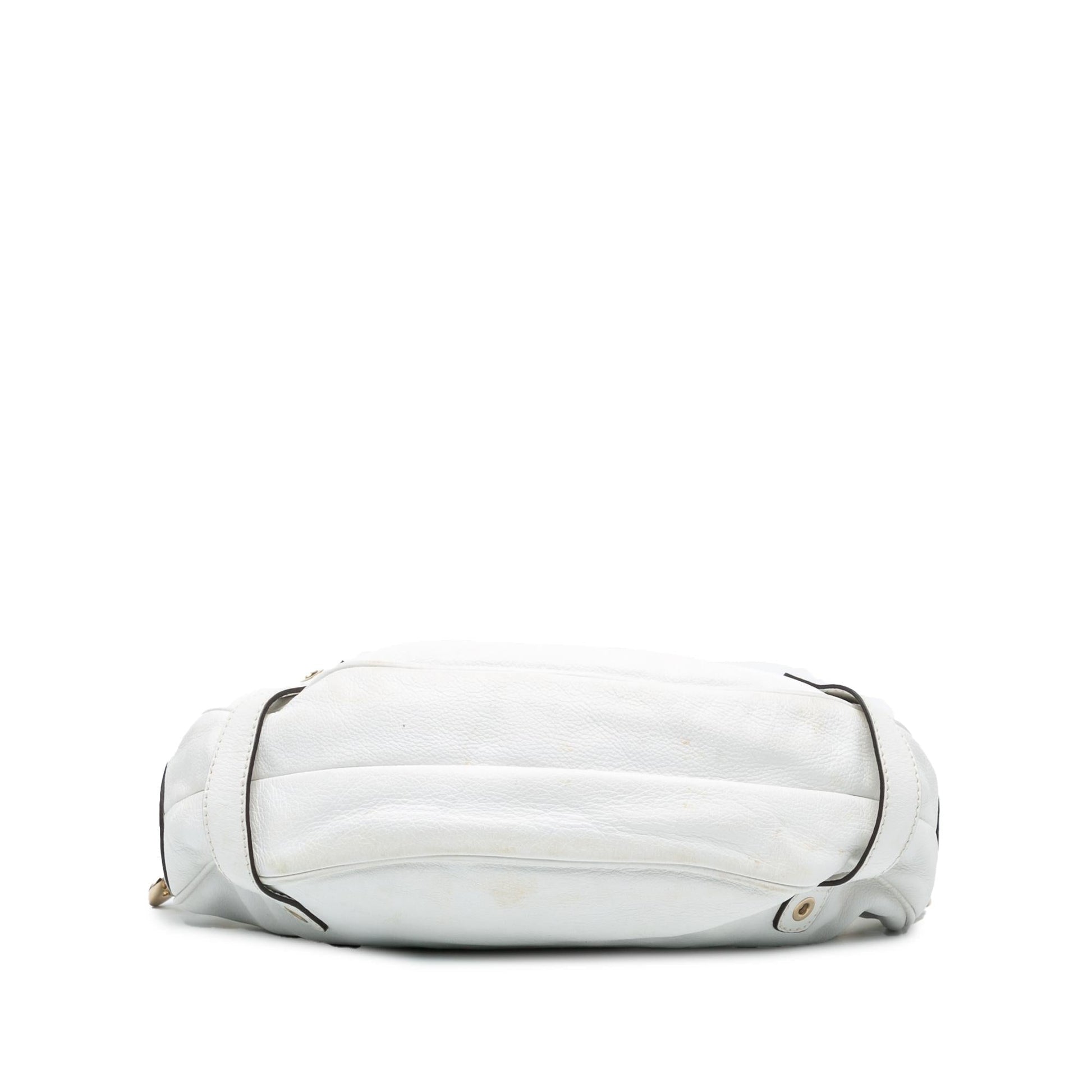 Gucci Leather Voyager Hobo (SHG-qEwa7k)