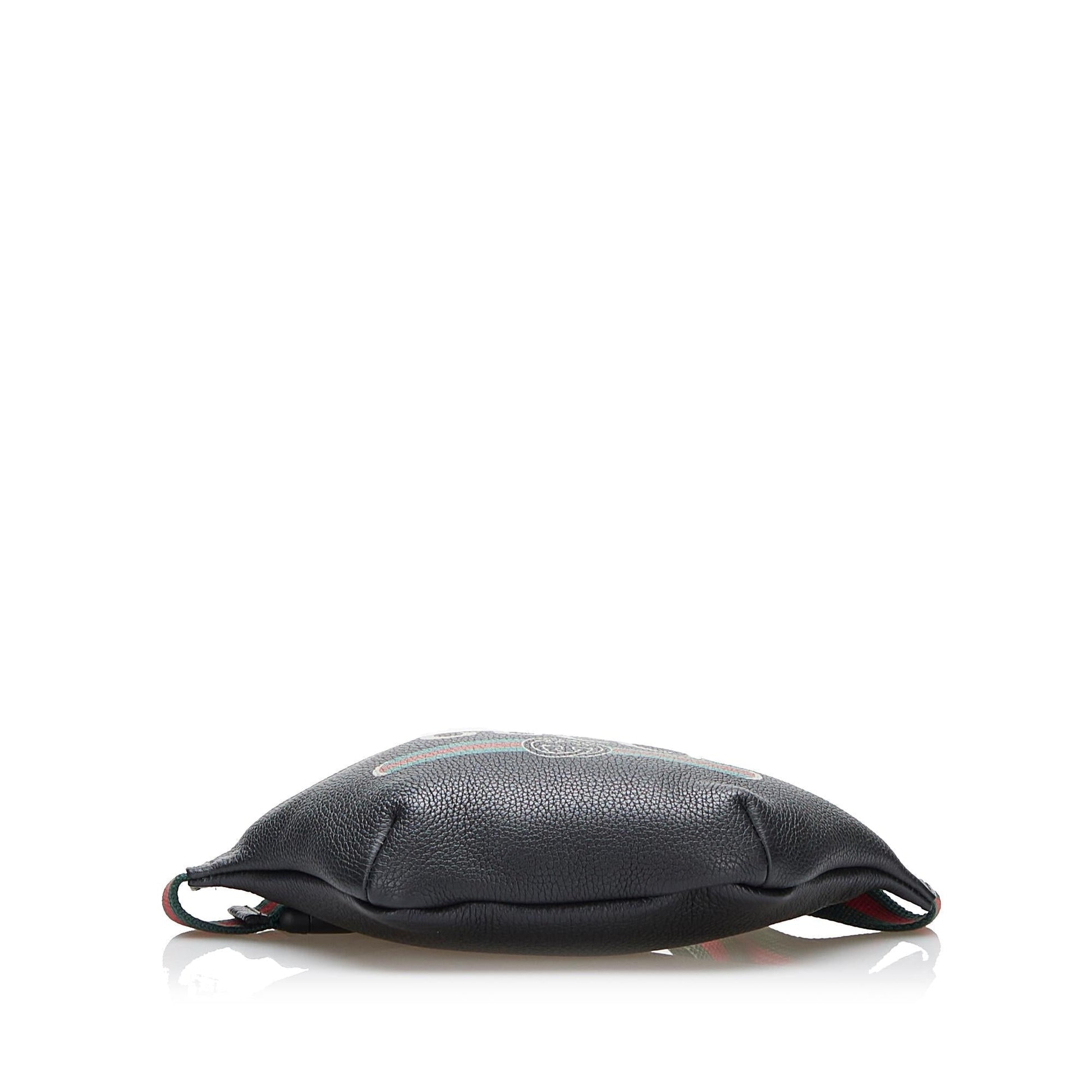 Gucci Logo Leather Belt Bag (SHG-37503)