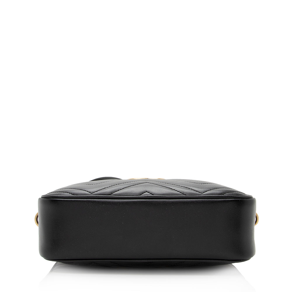 Gucci Matelasse Leather GG Marmont Small Shoulder Bag (SHF-21488)
