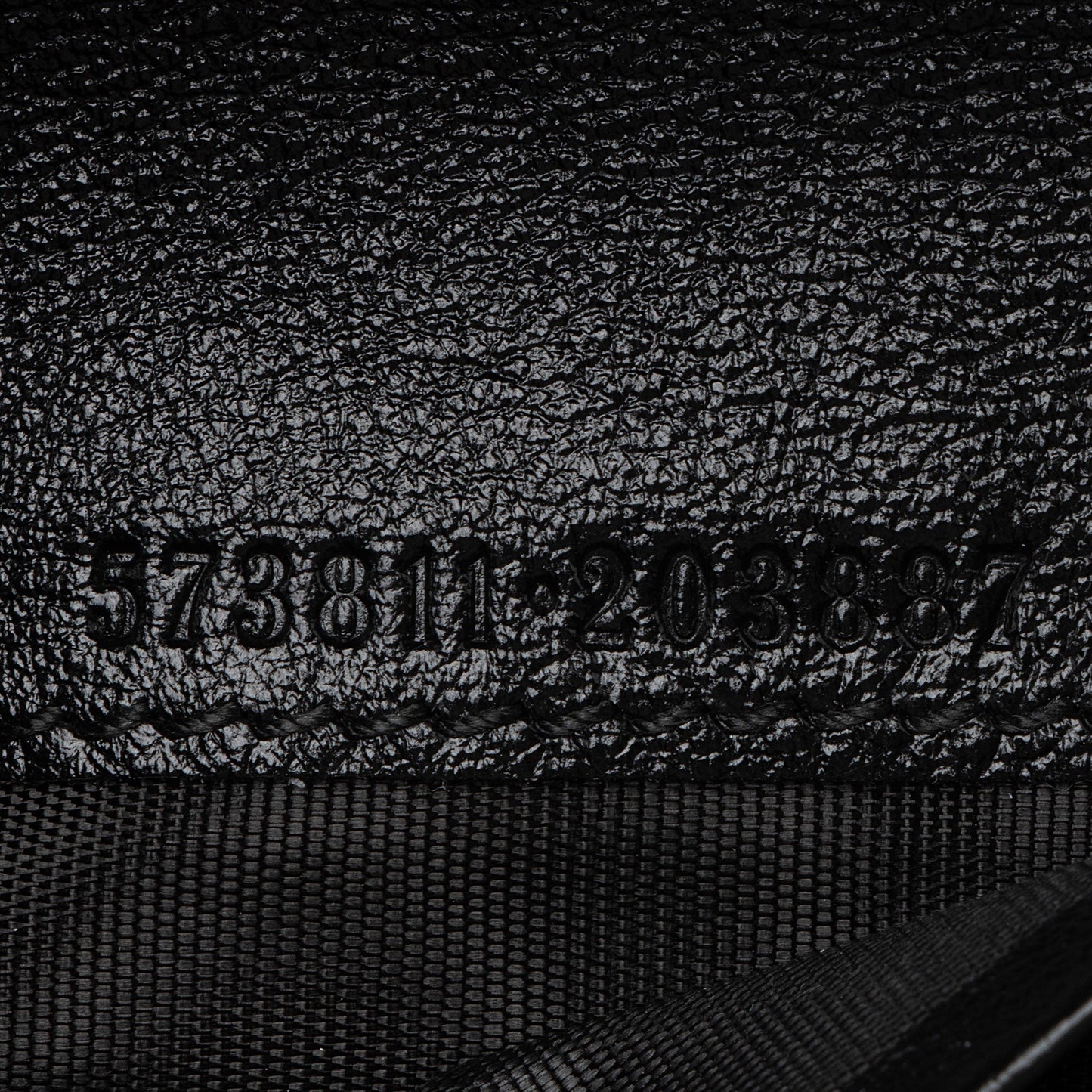 Gucci Matelasse Leather Torchon GG Marmont Card Case Wallet (SHF-dh8qb0)