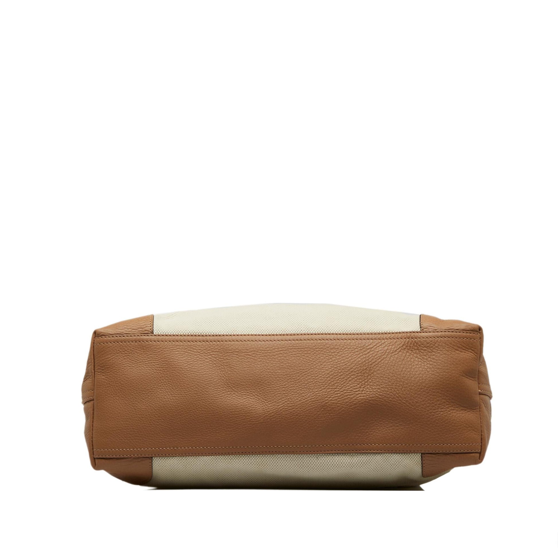 Gucci Chain Canvas Tote