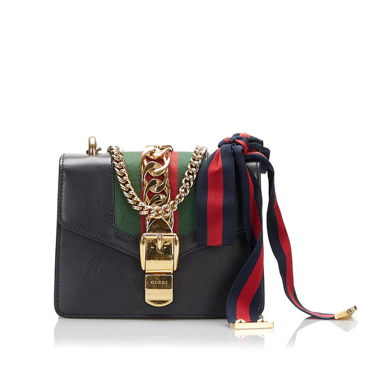 Gucci Mini Sylvie Chain Crossbody (SHG-qesira)