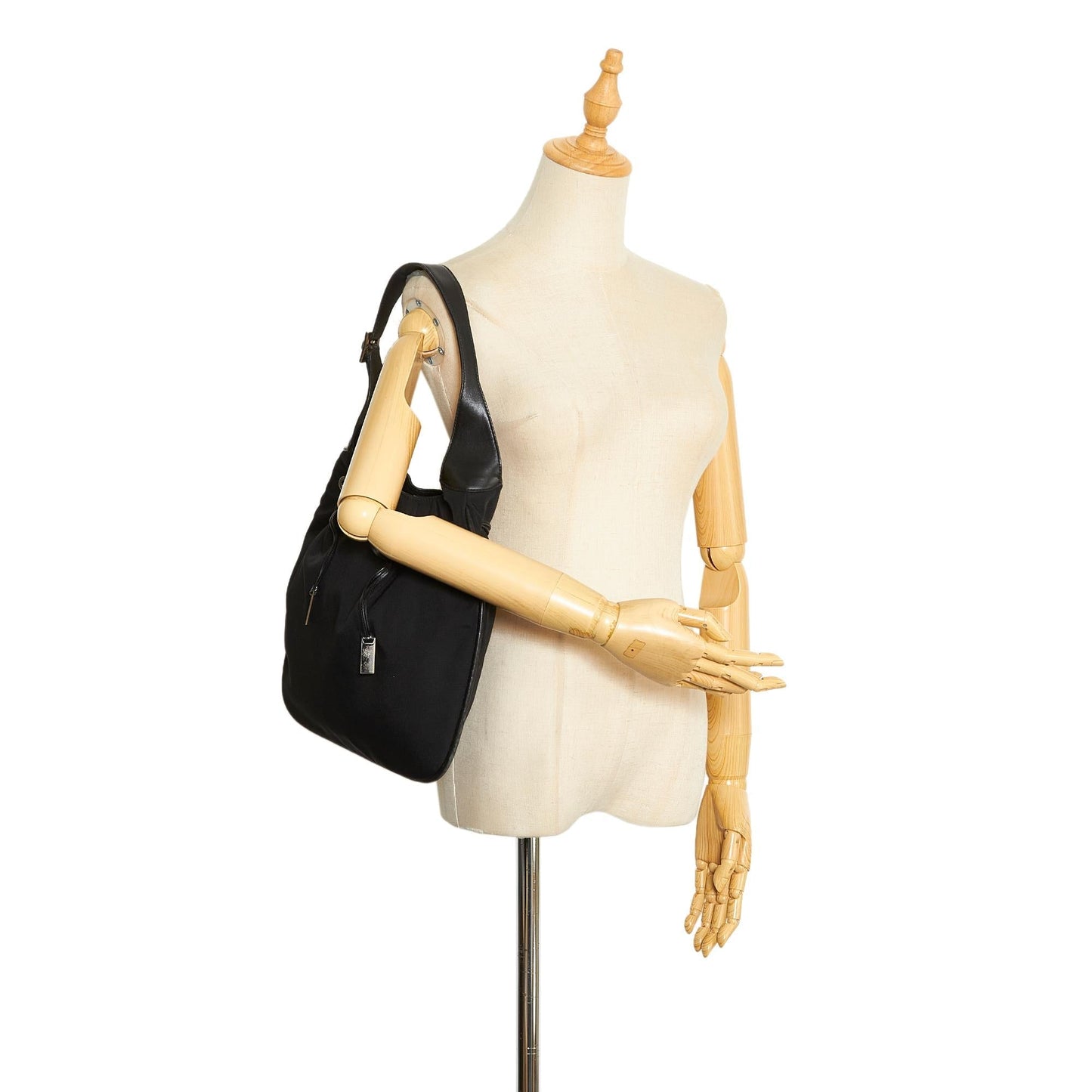 Gucci Nylon Shoulder Bag (SHG-7s9sJB)