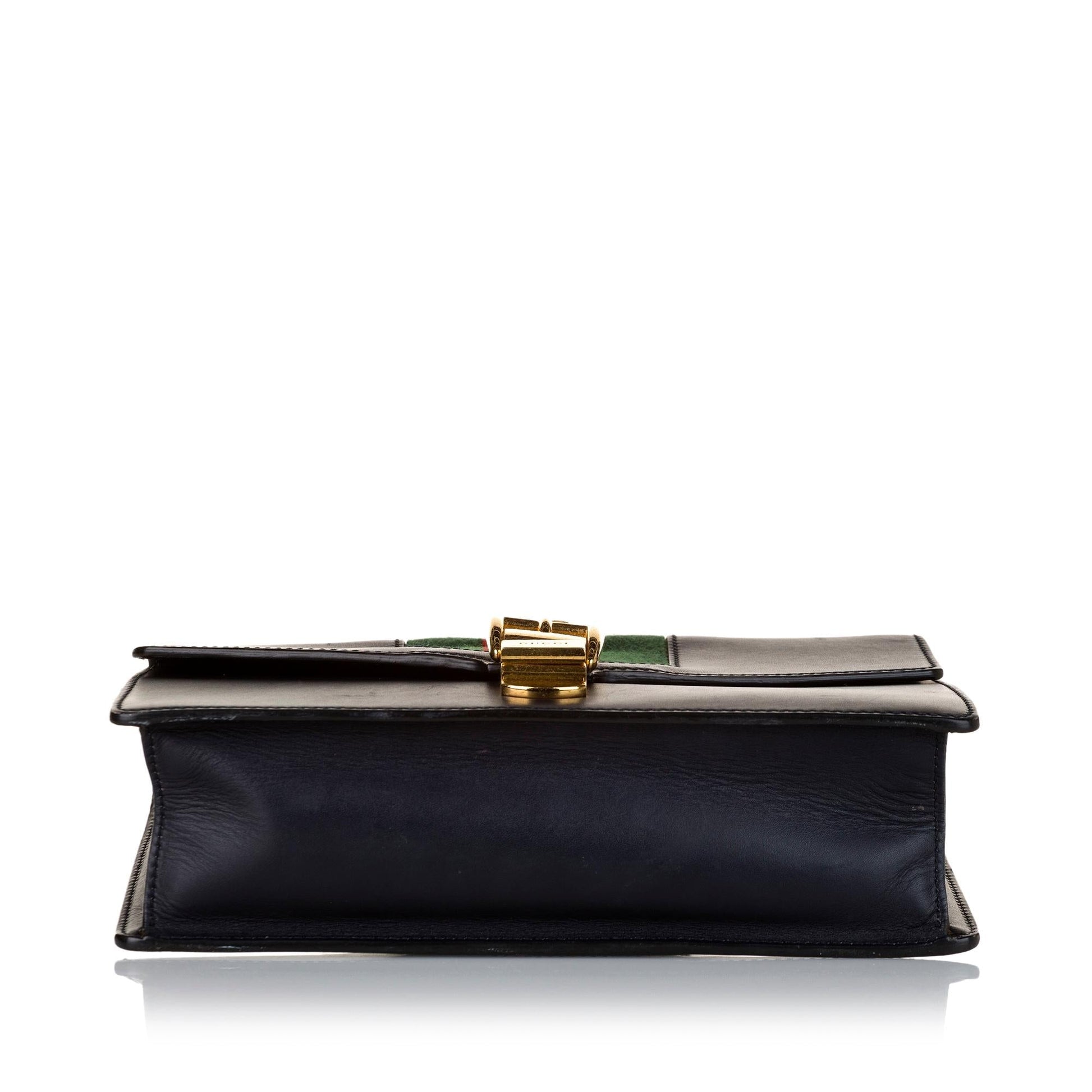 Gucci Sylvie Shoulder Bag (SHG-35687)