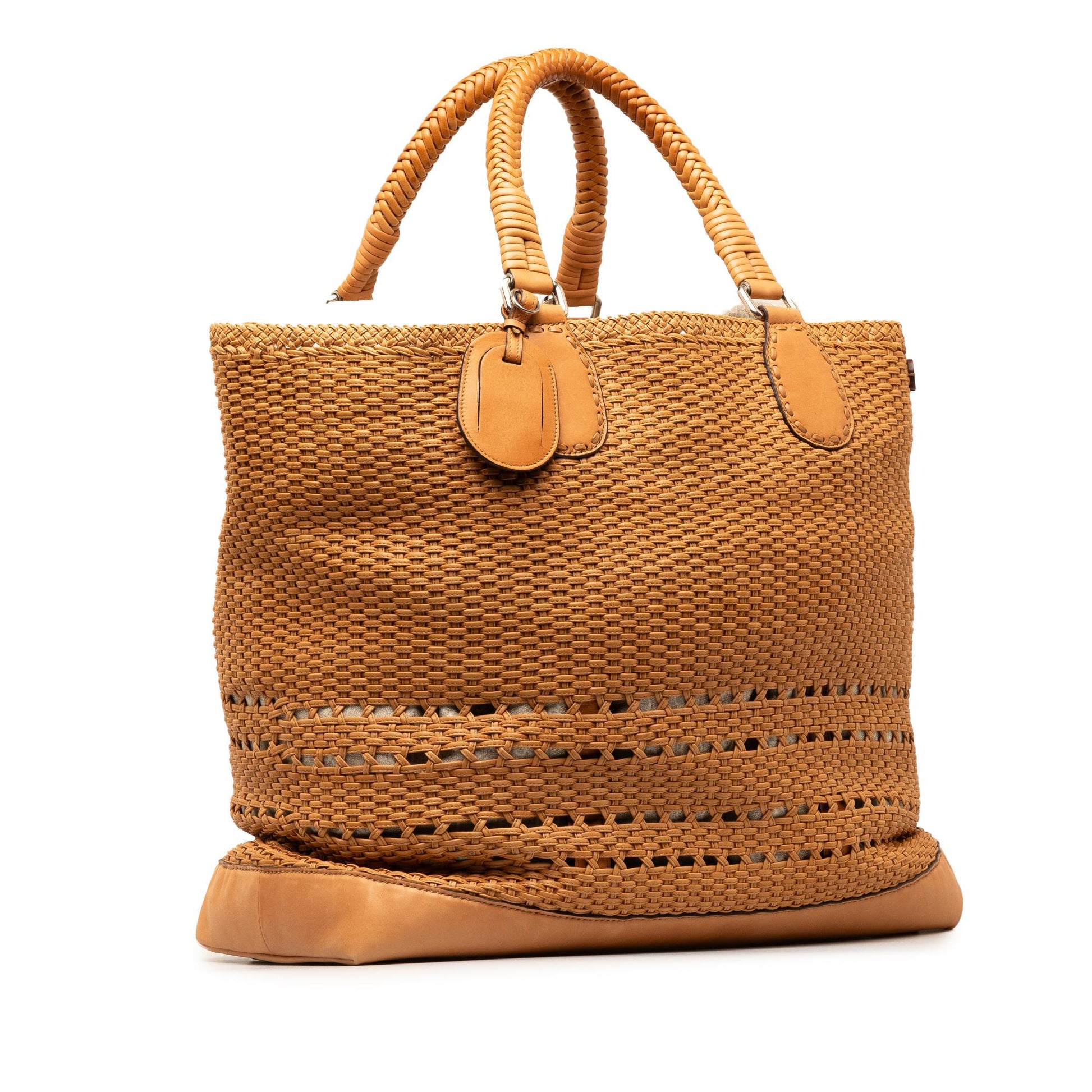 Gucci Woven Leather Tote (SHG-PXQlVm)