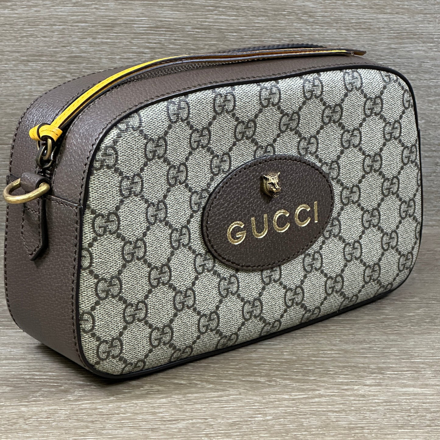 Gucci Neo Vintage GG Supreme Messenger Bag - Like New