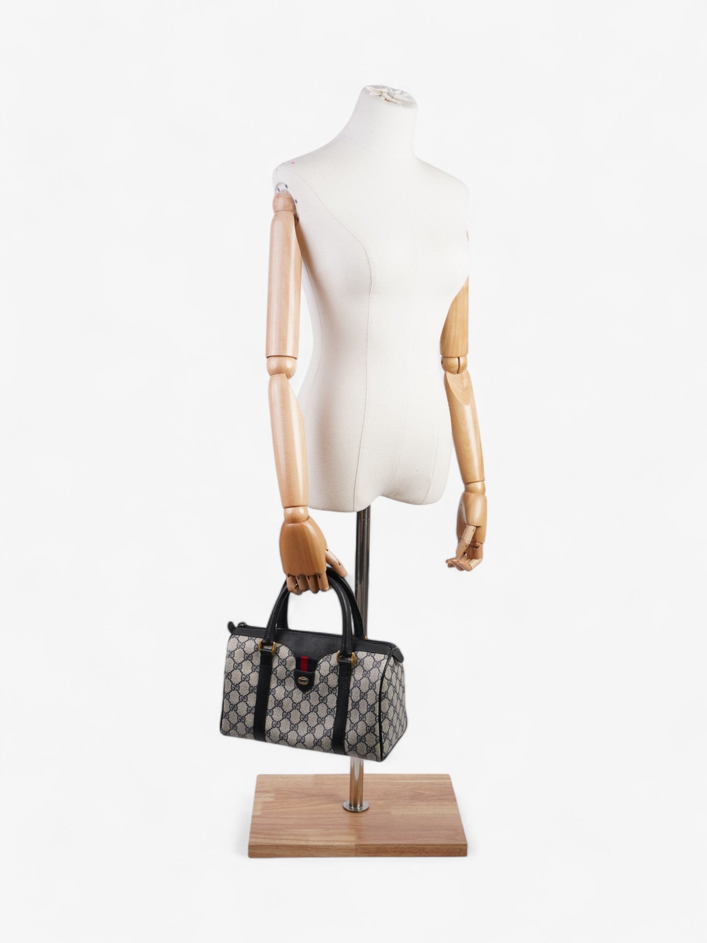 Gucci   Web Doctors Bag GG Supreme / Navy Blue Canvas