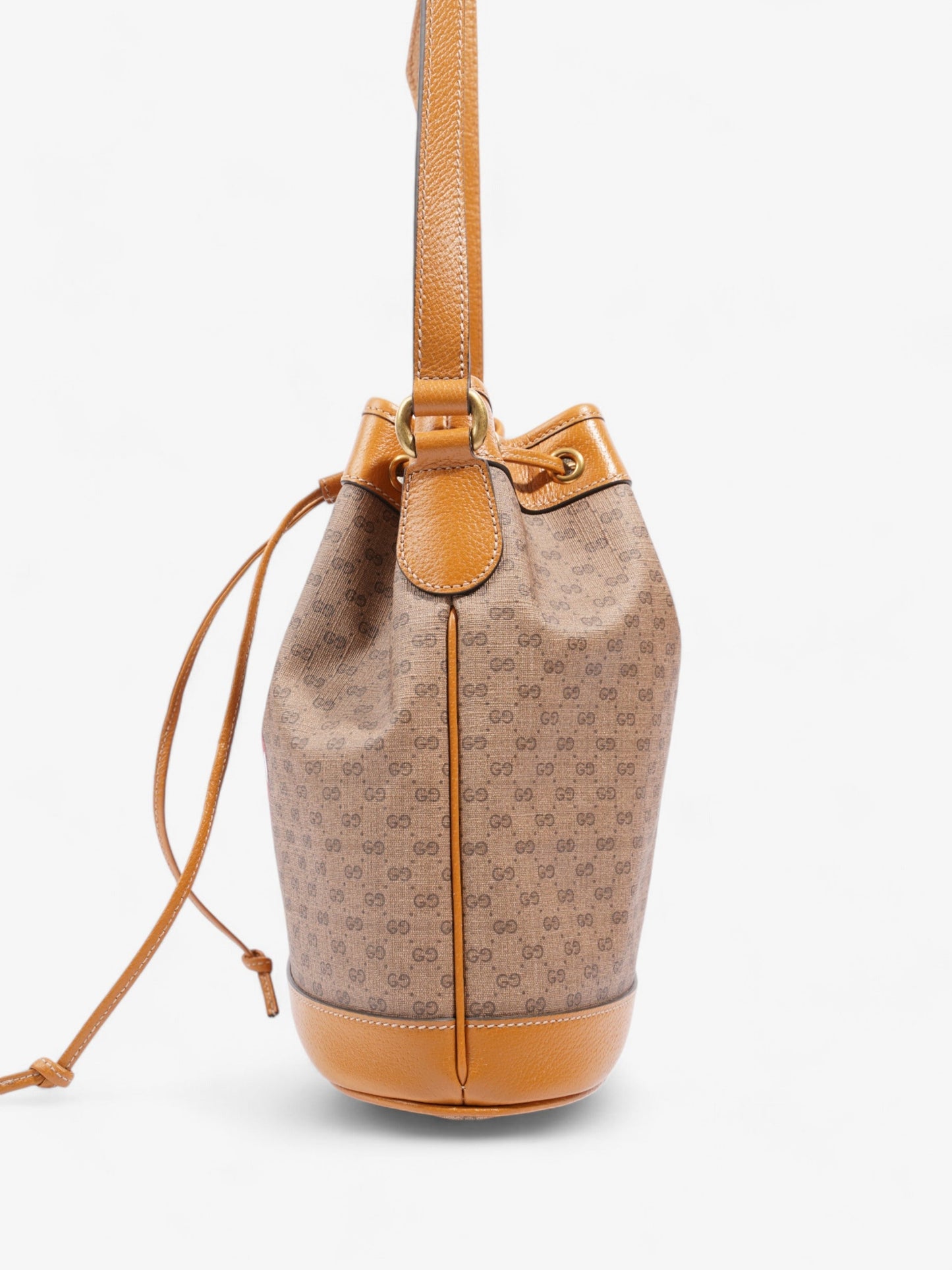 Gucci x Disney Bucket Bag GG Supreme / Tan Canvas