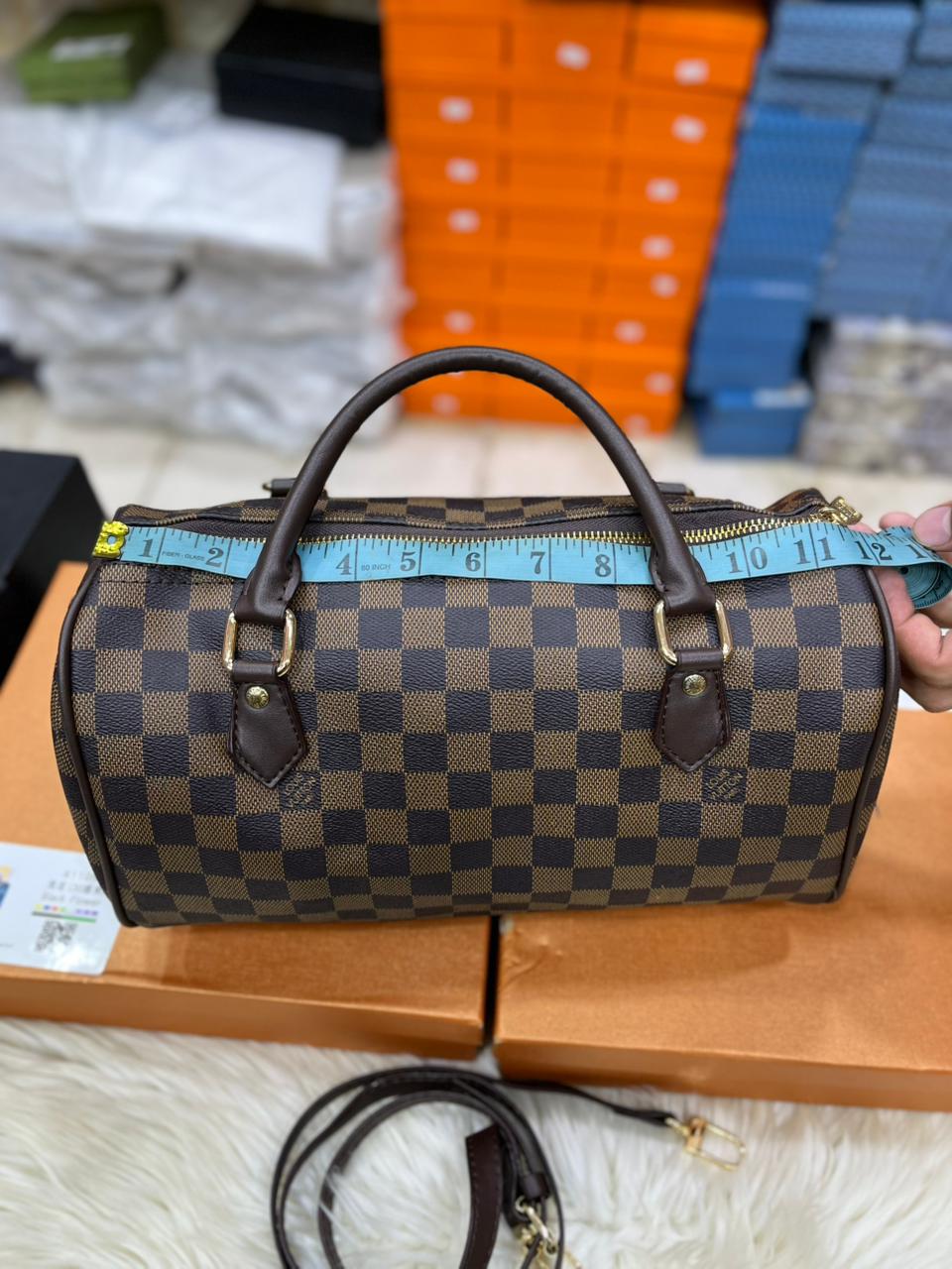Louis Vuitton Duffel Bag - Premium Travel Companion (Brown/Black)
