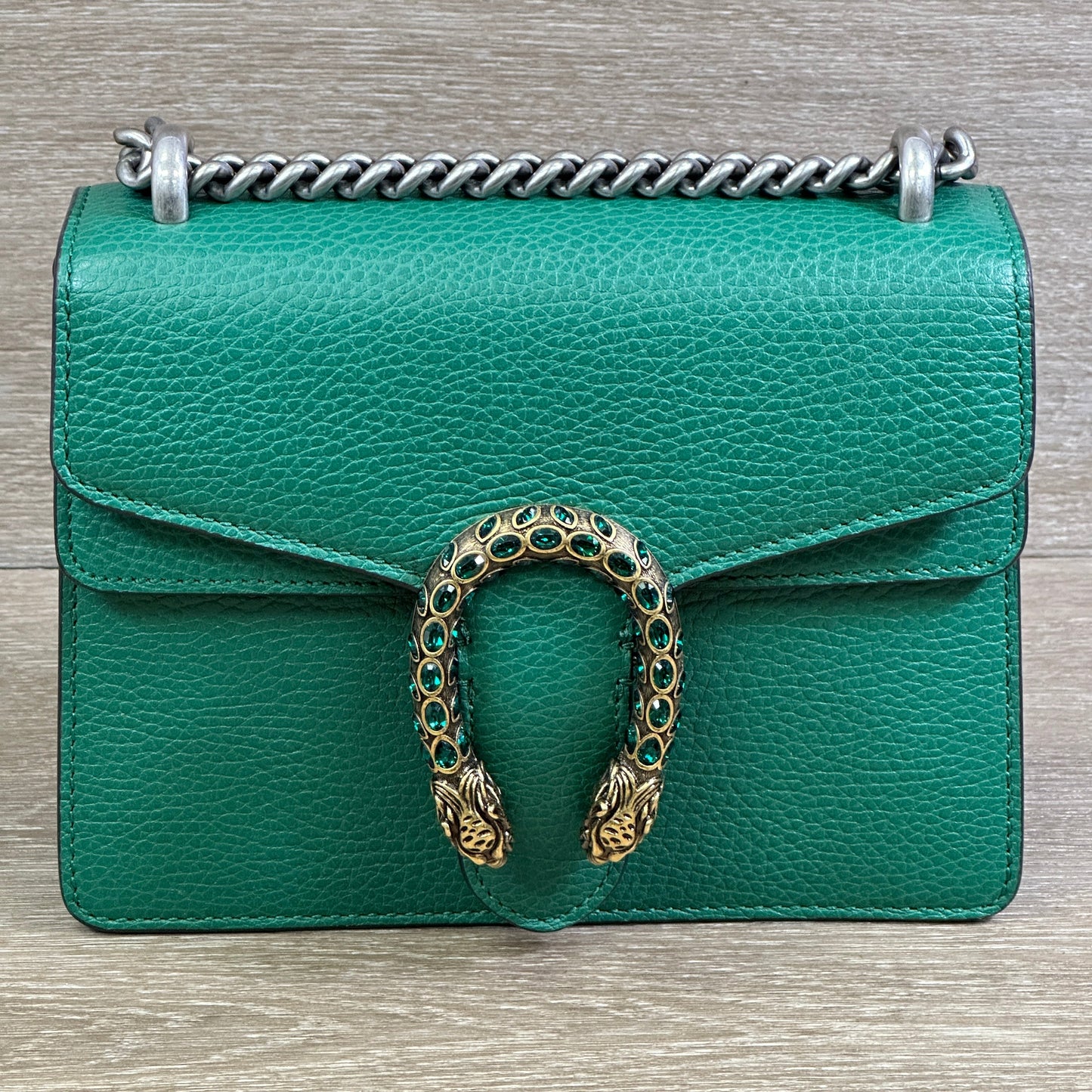 Gucci Chain Leather Shoulder Bag