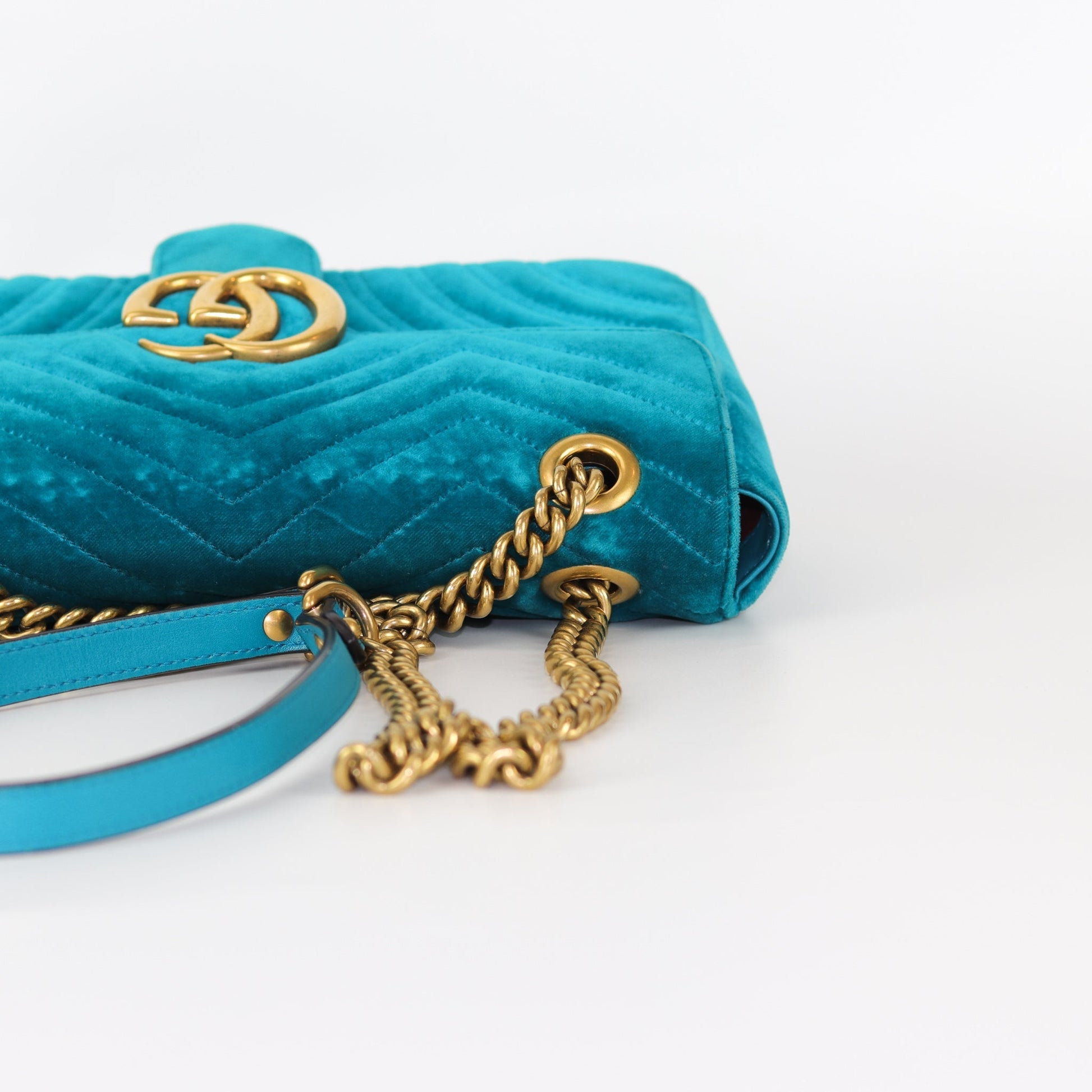 Gucci Chain Shoulder Bag