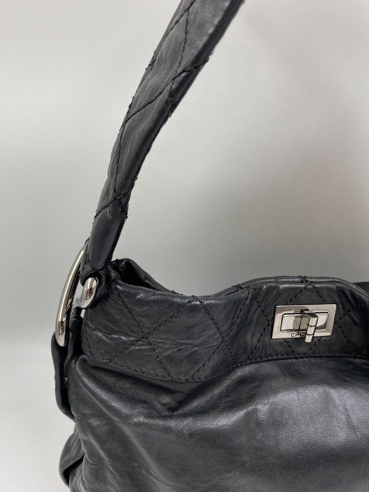Chanel Twist Shoulder Bag - Ewore Bags