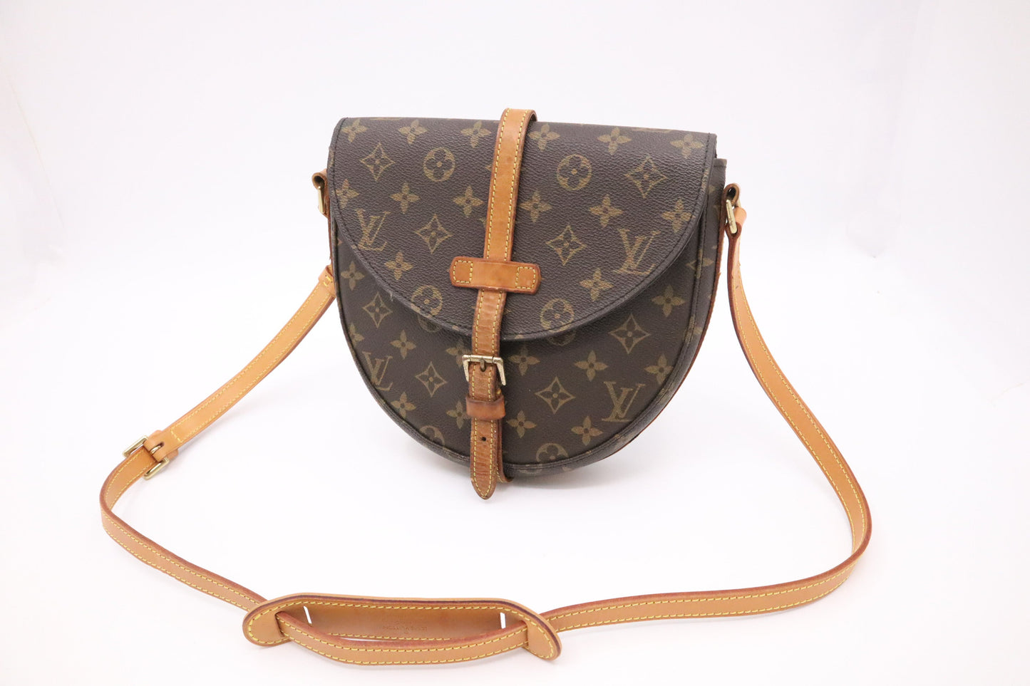 Louis Vuitton Chantilly in Monogram Canvas