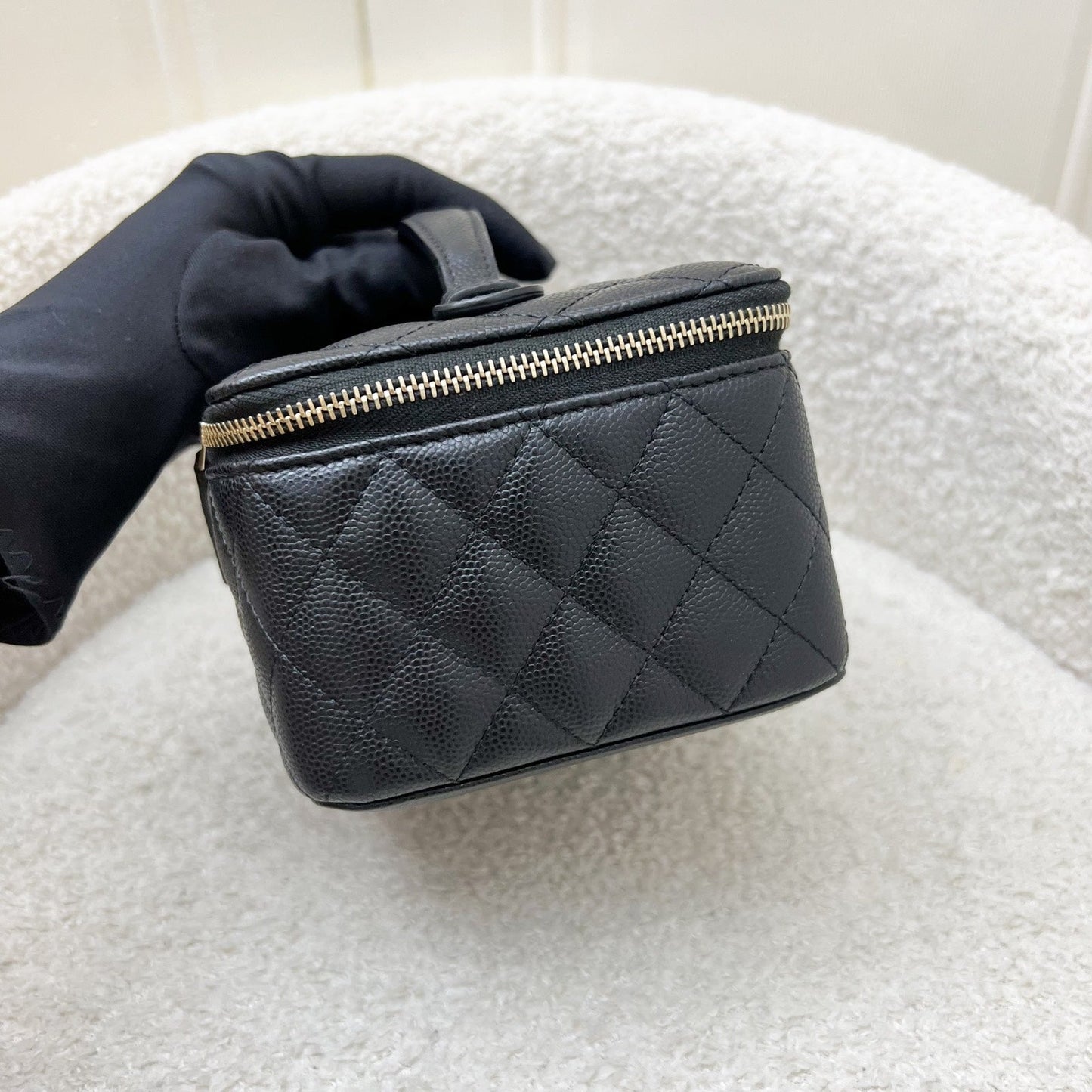 Chanel Jewellery Vanity Case with Top Handle in Black Caviar and LGHW Handbag