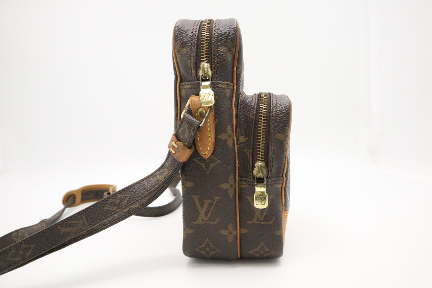 Louis Vuitton Amazone MM in Monogram Canvas