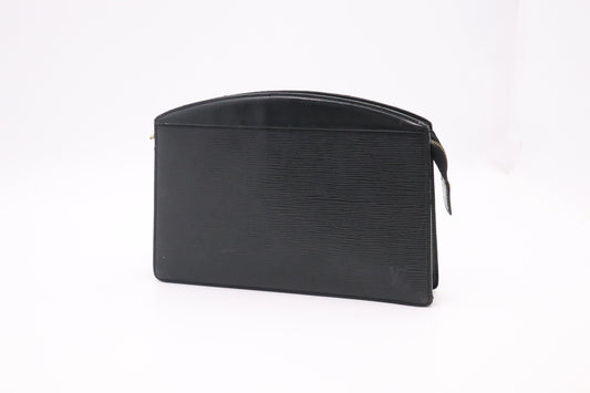 Louis Vuitton Clutch Bag in  Black Epi Trousse Crete Leather