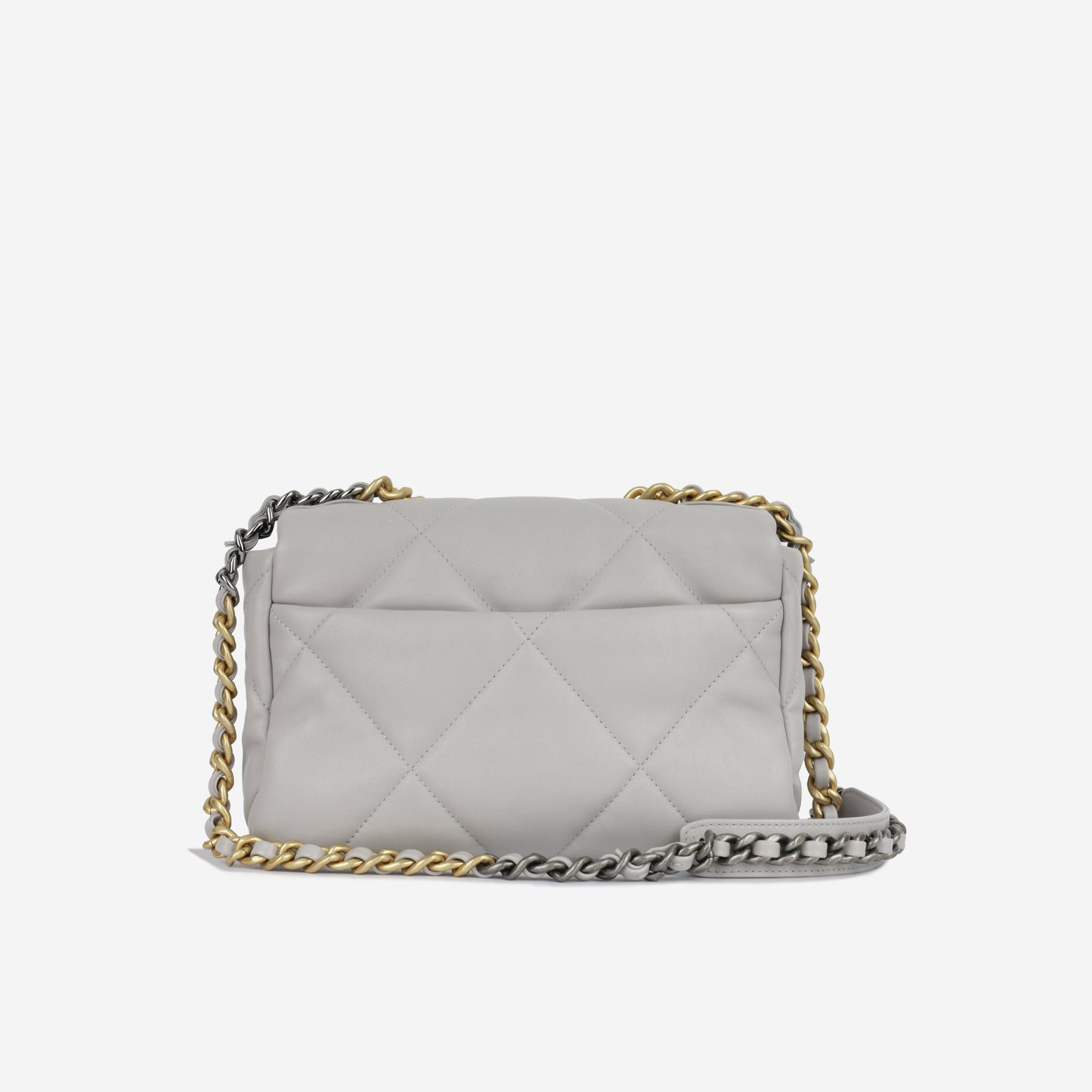 Chanel Chanel 19 - Small