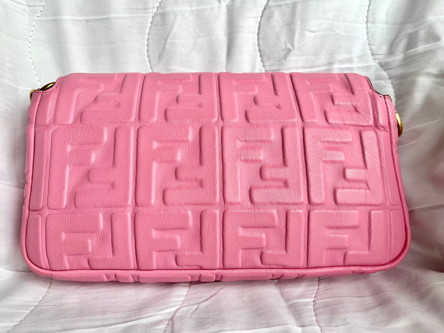 FENDI Baguette Pink Leather 3D FF Motif Crossbody bag