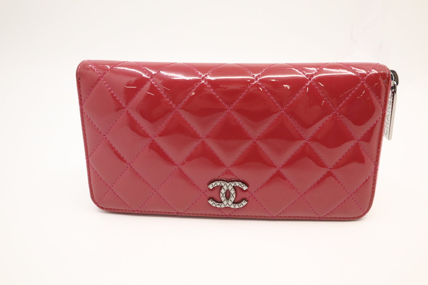 Chanel Zippy Wallet in Pink Quilted Patent Leather