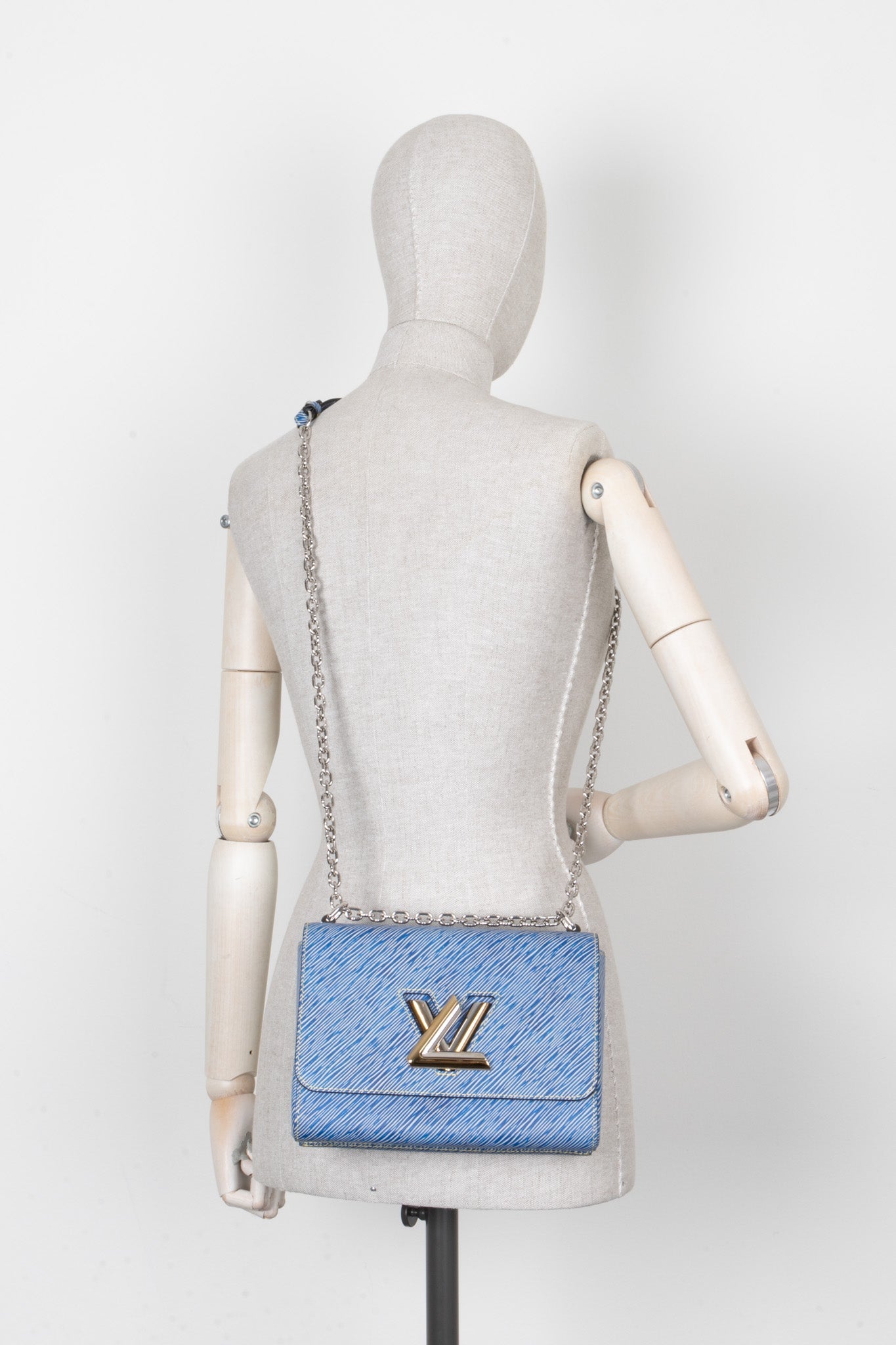 LOUIS VUITTON Twist MM Crossbody Bag Blue Epi